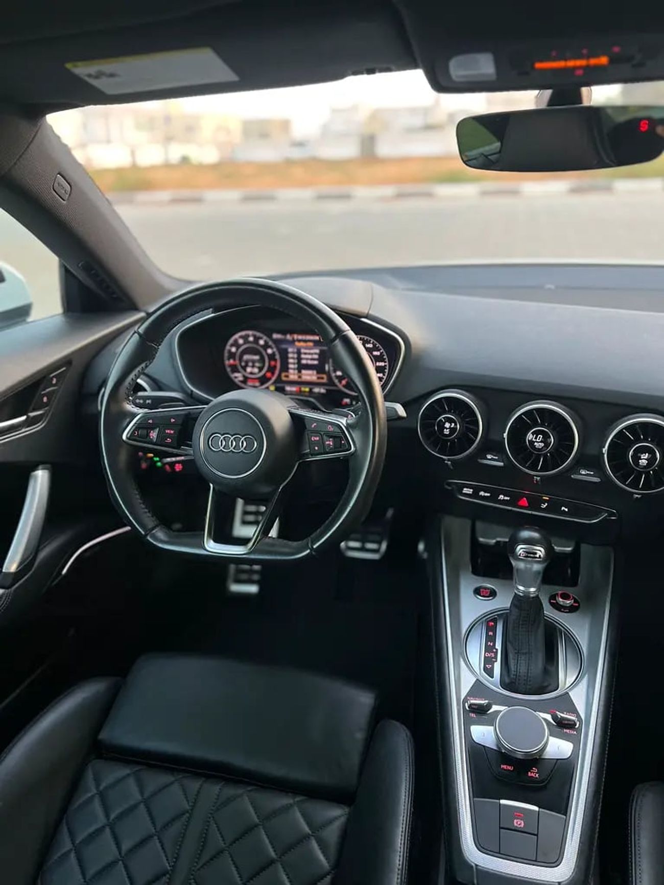 Audi TT . .USE