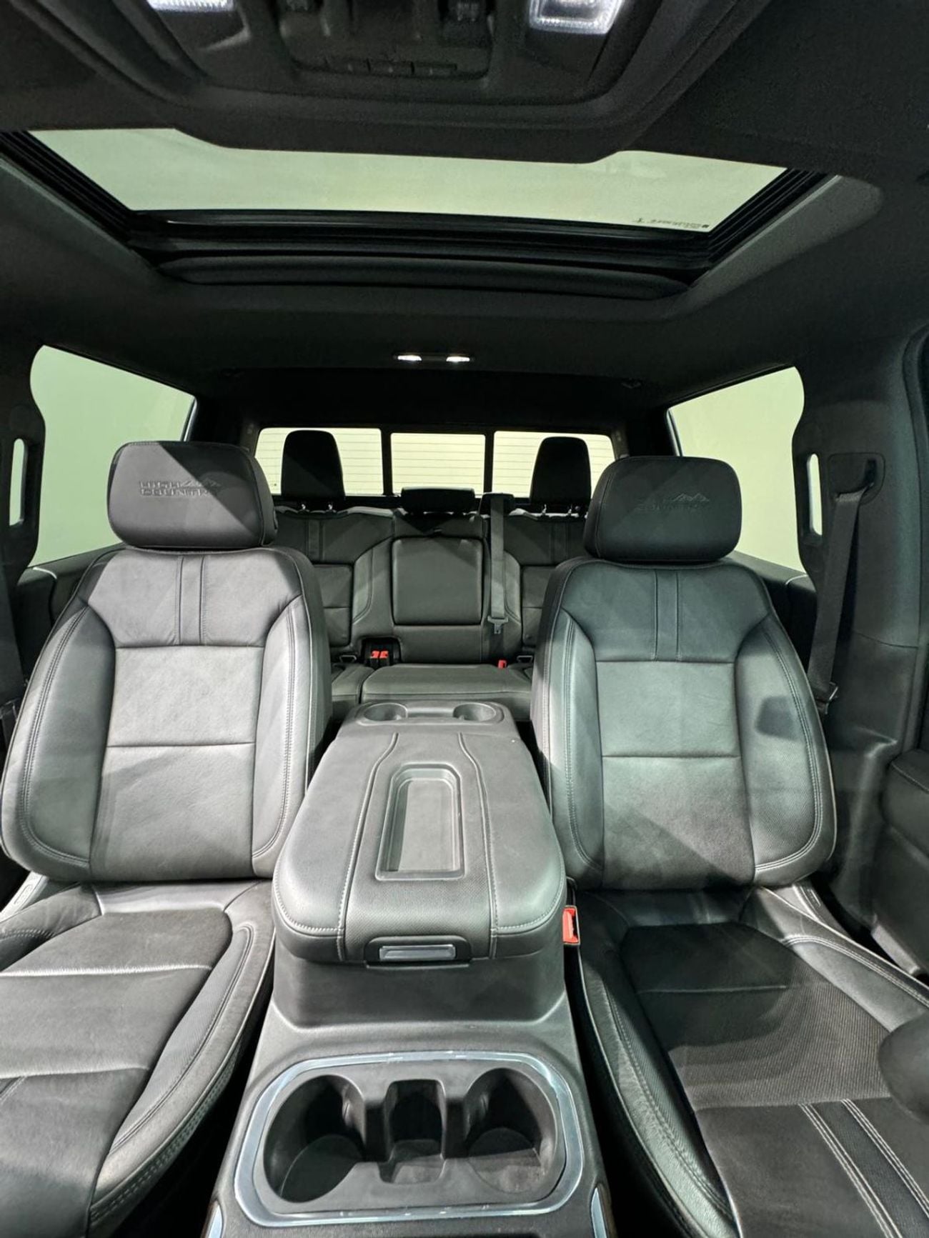 شيفروليه سيلفارادو 1500 CREW/CAB HIGH COUNTRY