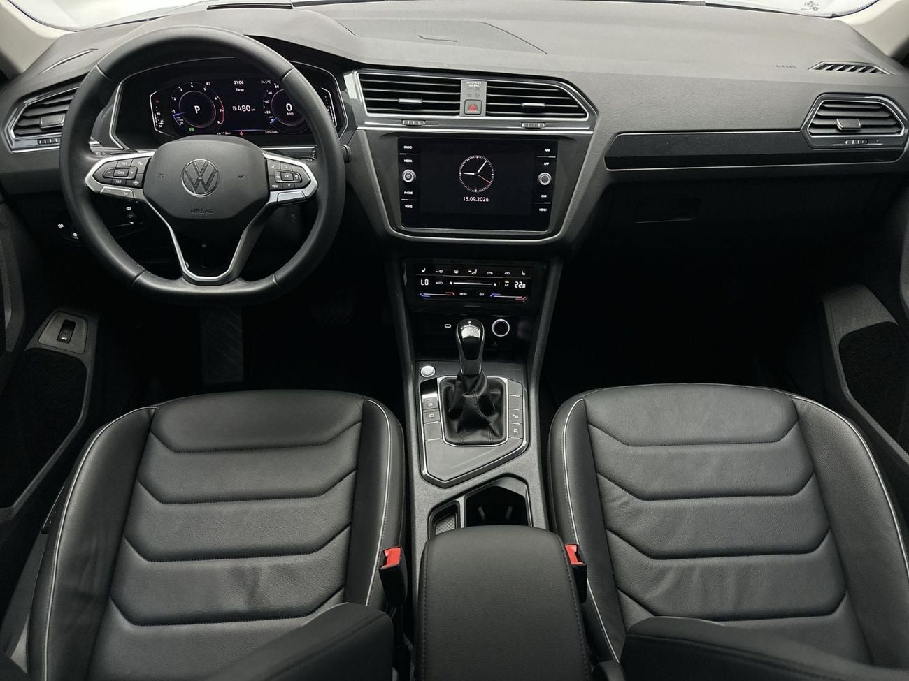 Volkswagen Tiguan LIFE PLUS 1.4L TSI Turbo | Digital Cockpit | Apple CarPlay & Android Auto | Cruise Control | 7-Speed DSG | GCC