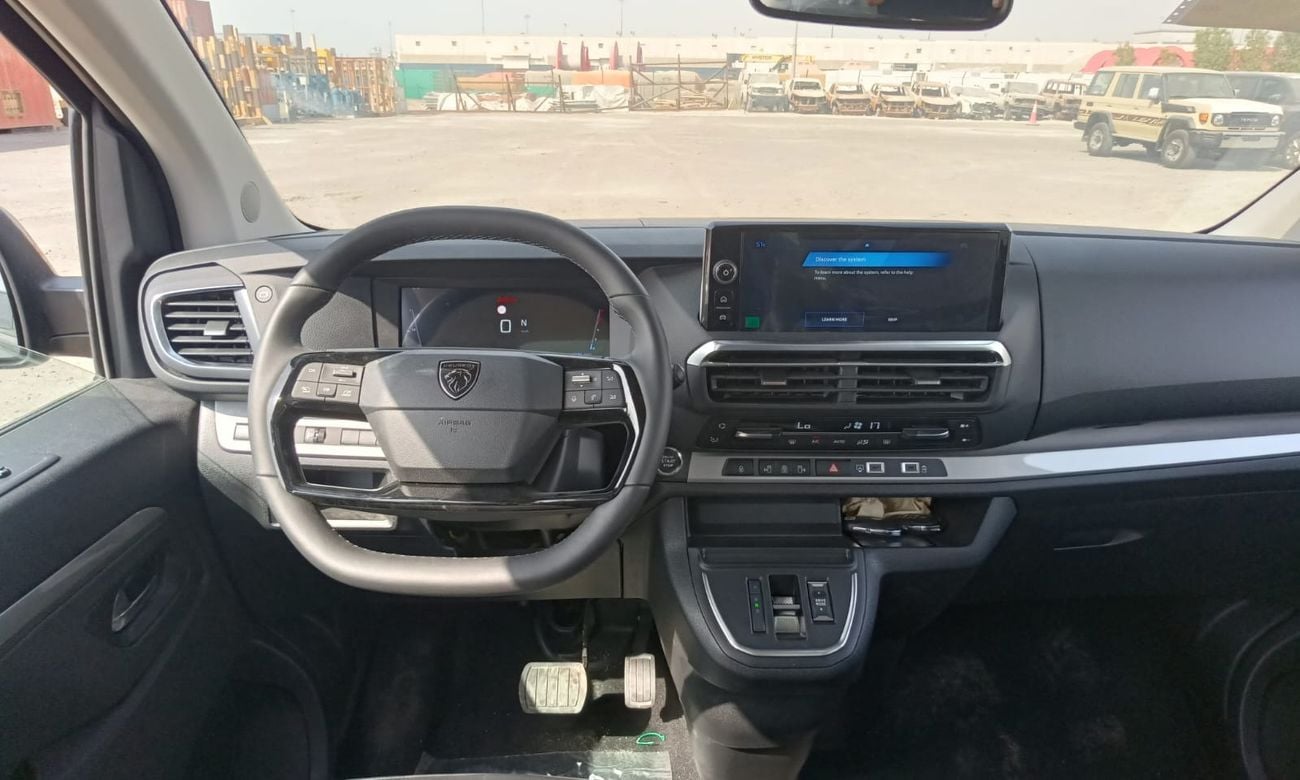 Peugeot Traveller VIP 7 SEATER