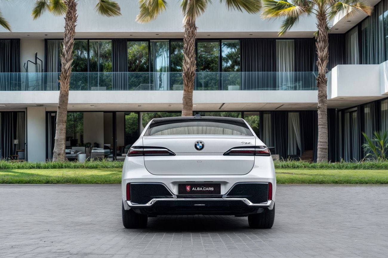 BMW 735i 735i 4,505 P.M | 735i M-Kit | BMW Warranty + S/Contract | 0% Downpayment