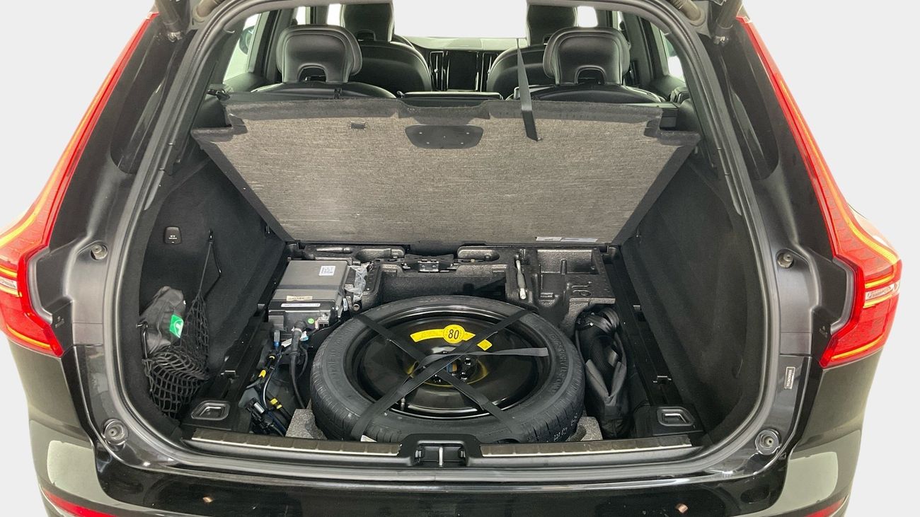 Volvo XC60 R DESIGN | Guaranteed Warranty | 0 Down Payment