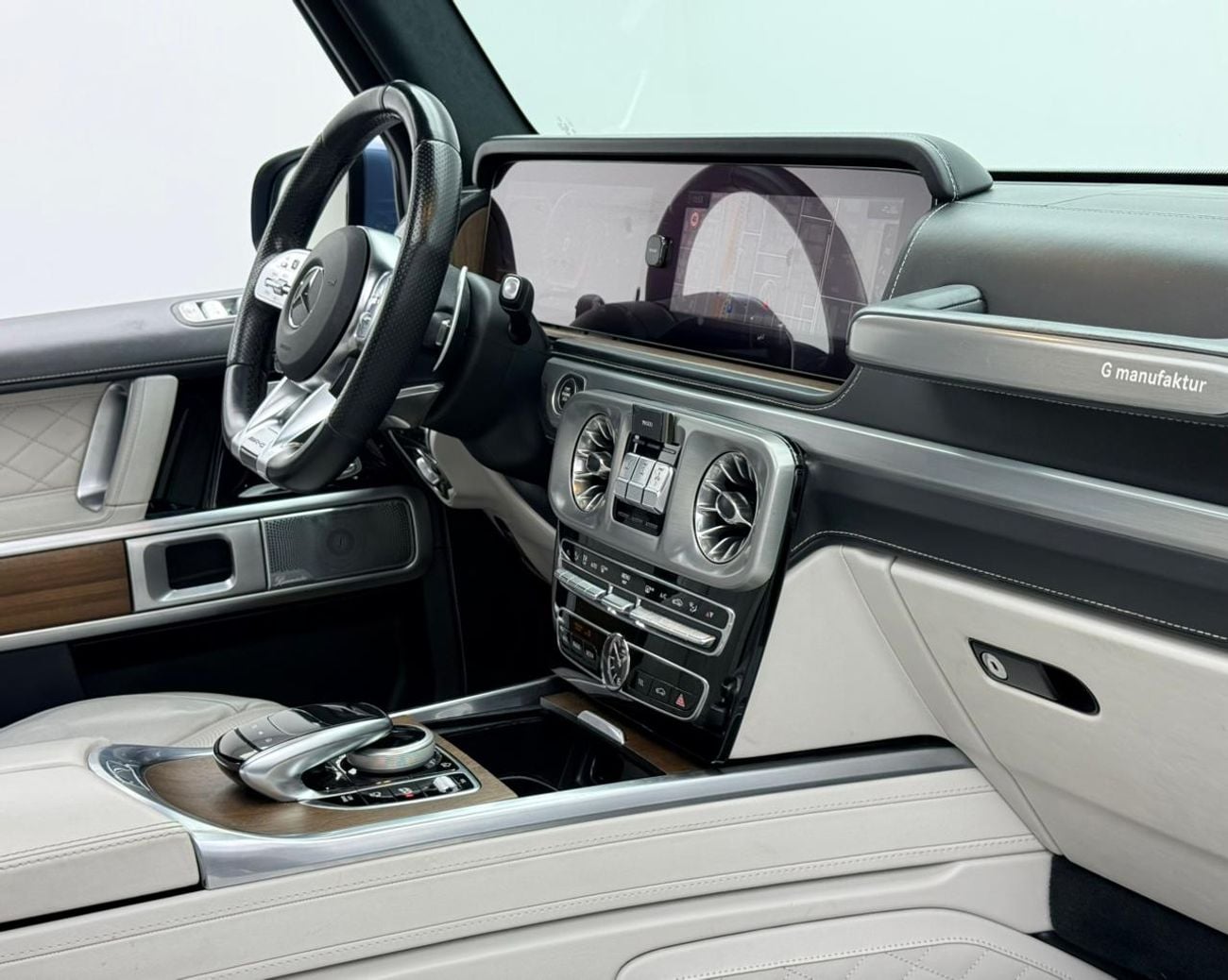مرسيدس بنز G 63 AMG STANDARD 2021 Mercedes Benz G63 AMG G Manufaktur, Warranty, Fully Loaded, Excellent Condition, GCC