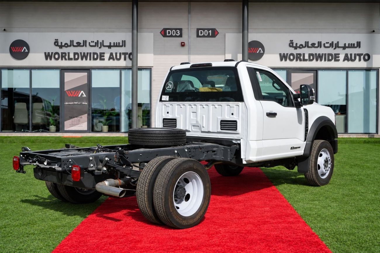 Ford F-550 Ford F-550 Super Duty XL DRW Chassis Regular Cab 4x4 2026 model