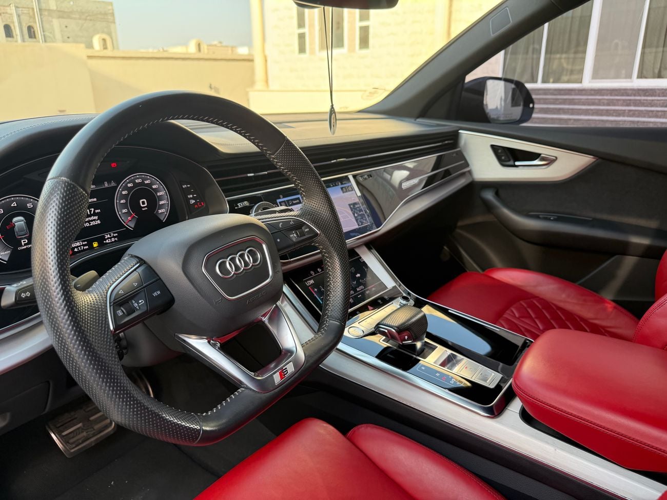 Audi Q8 55 TFSI S-LINE