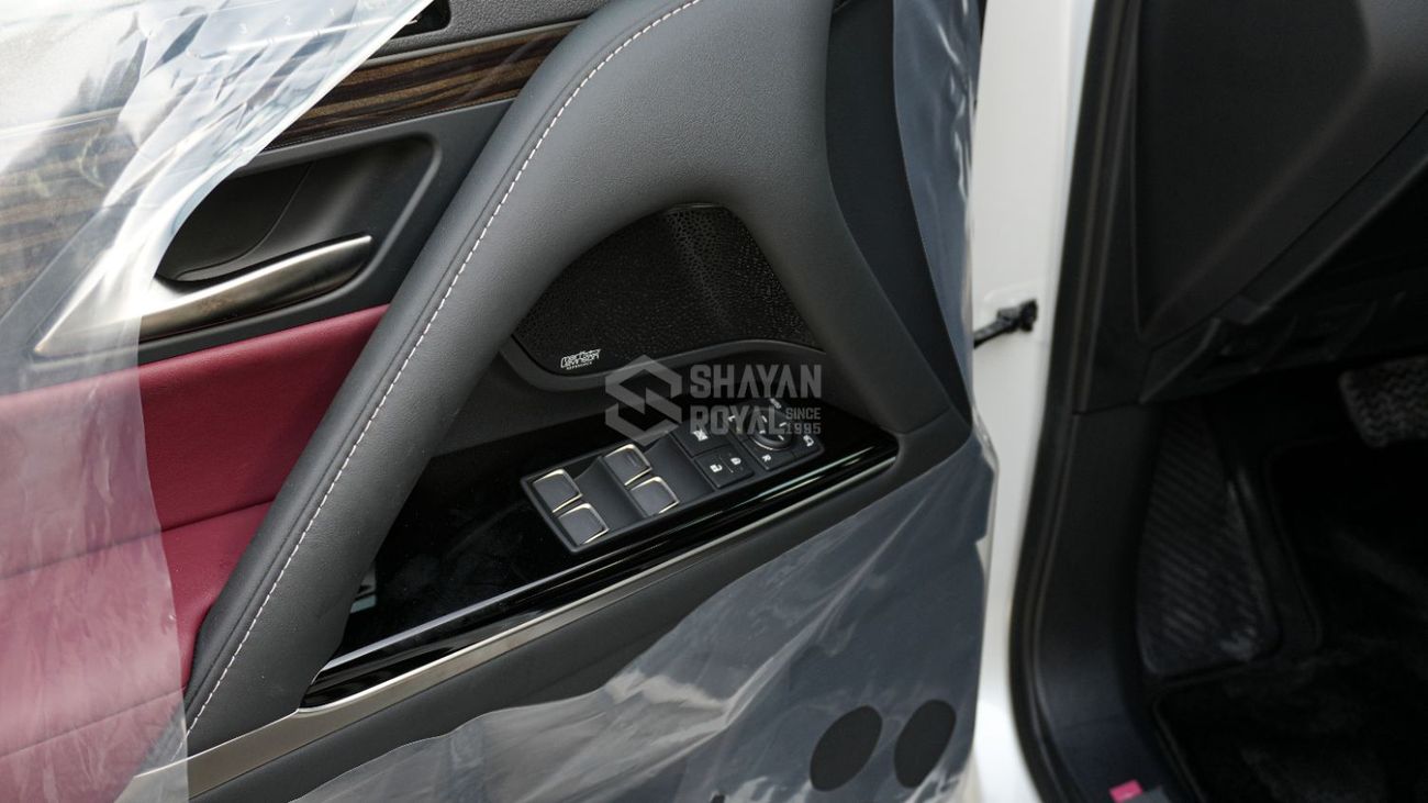Lexus LX700h SIGNATURE 3.5L TT HEV | AUTO PARKING | MARK LEVINSON | 7 SEATER AT 4WD 2026MY
