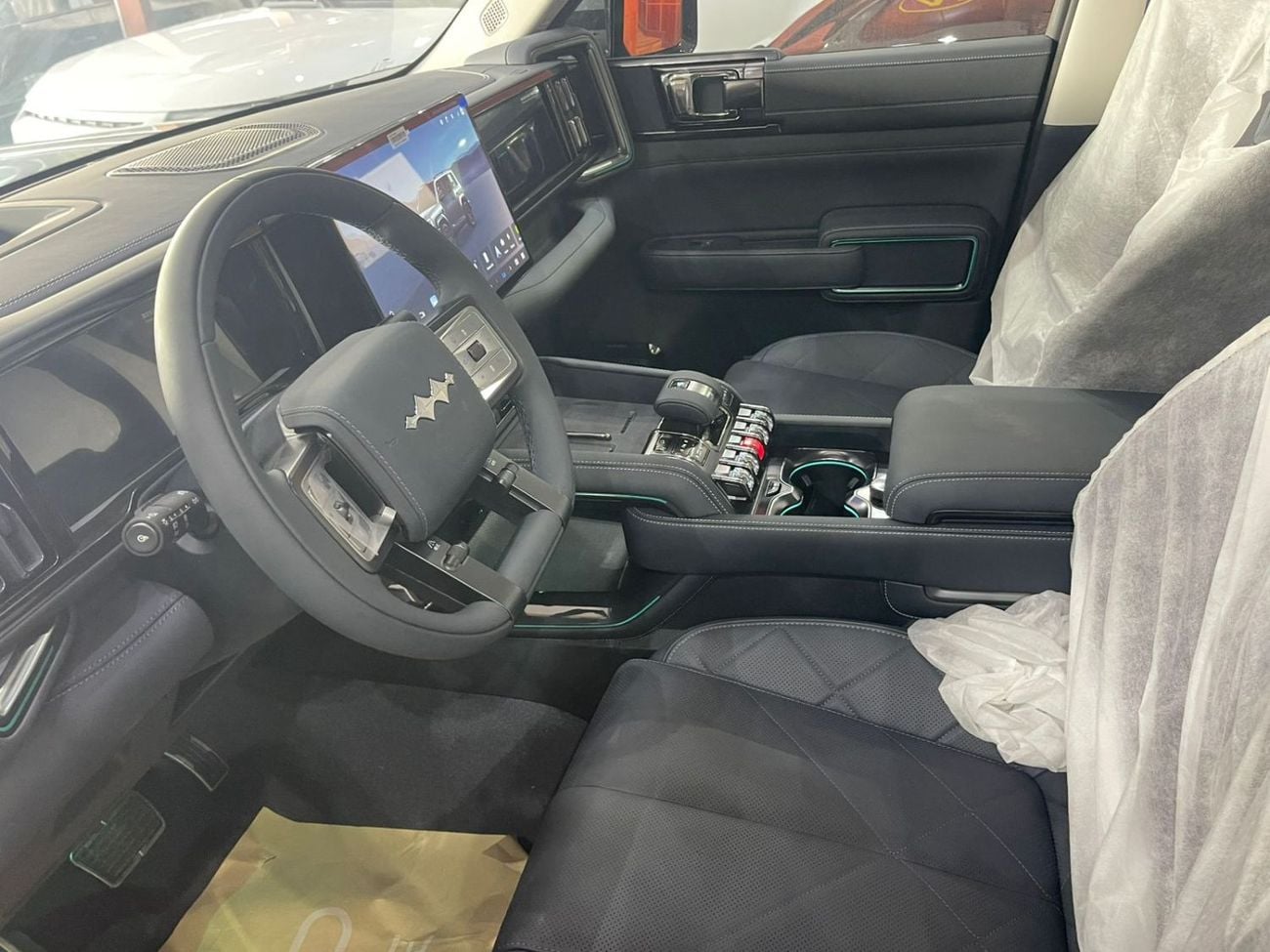 BYD Leopard 5 NAVIGATOR