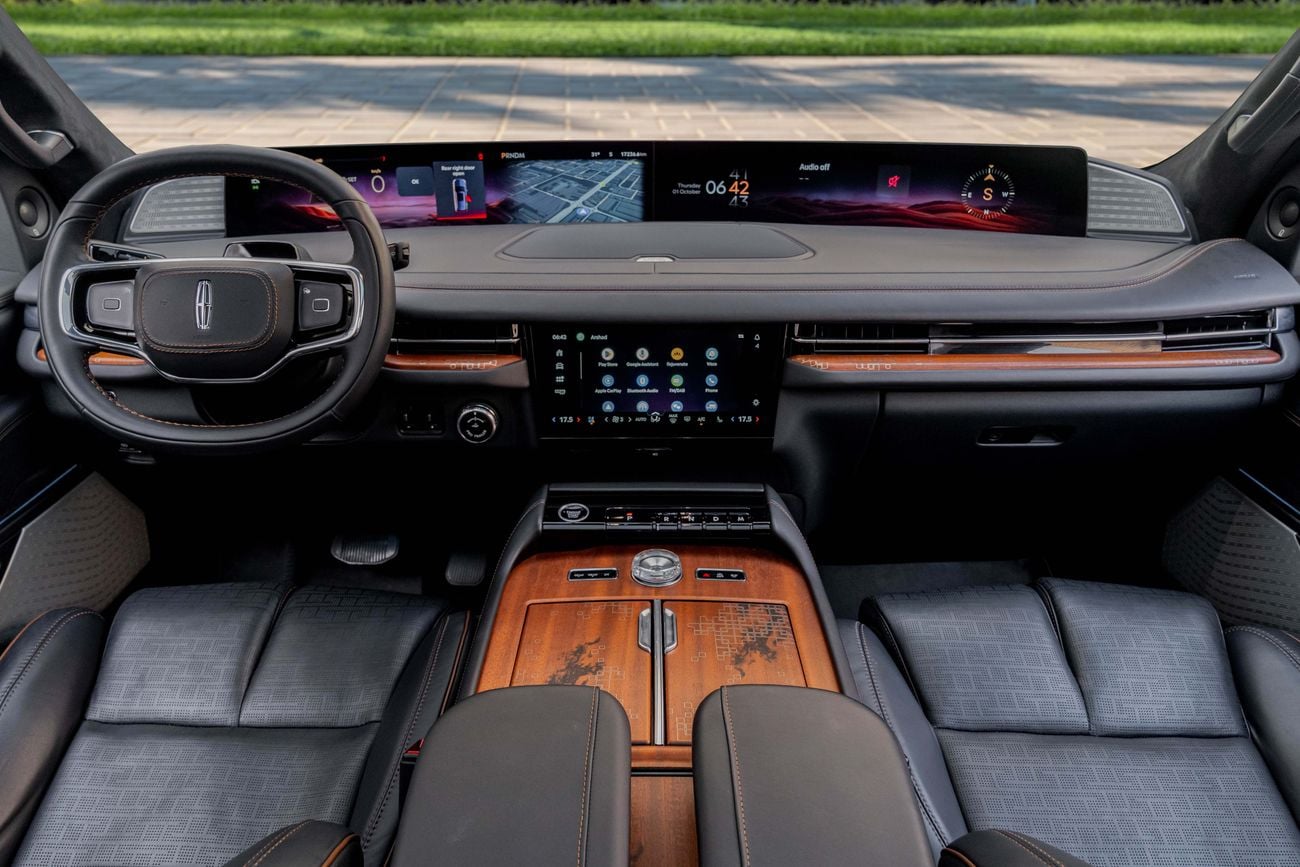 Lincoln Navigator Navigator Presidential | 8,030 P.M | 0% Downpayment | GCC