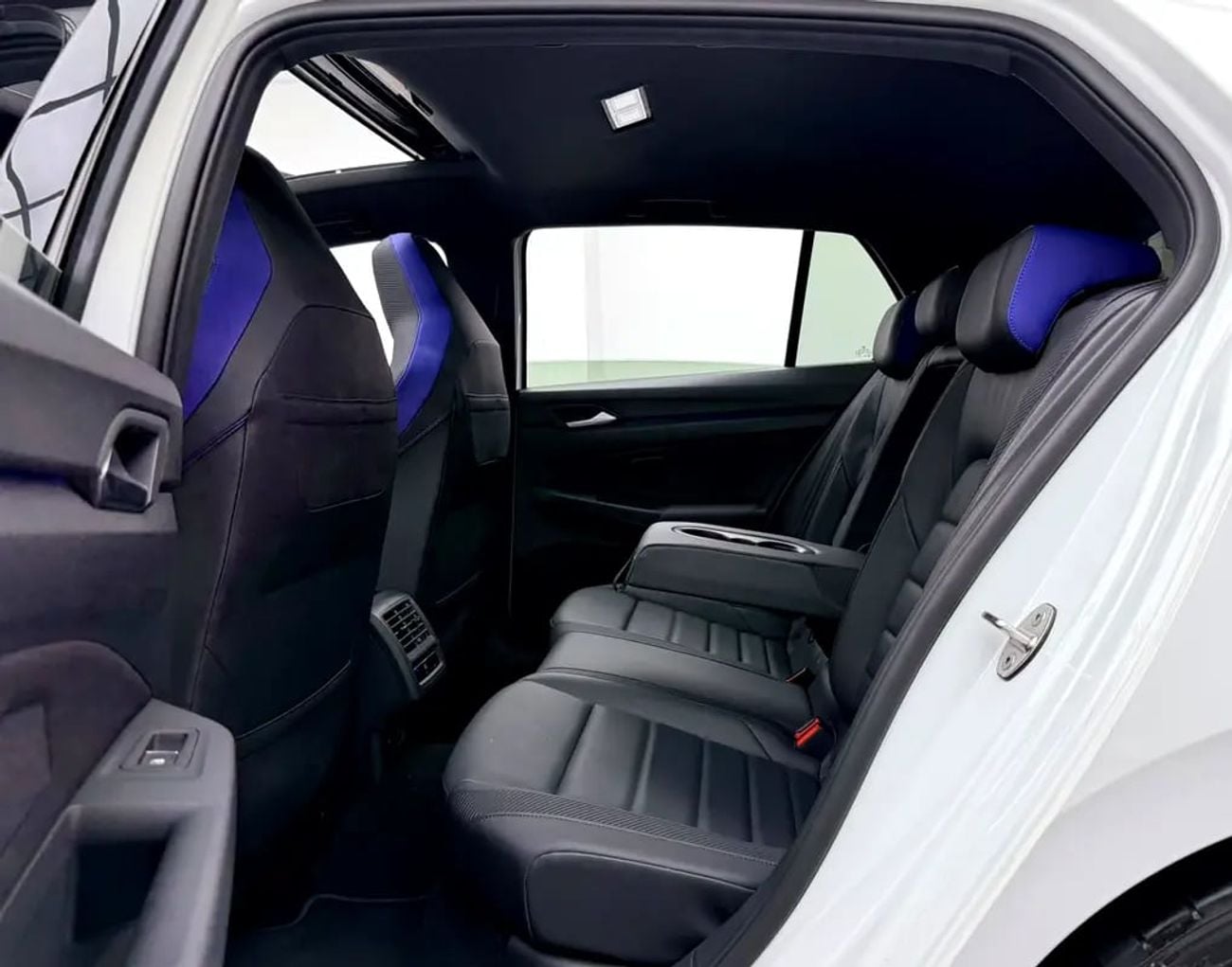 Volkswagen Golf R Topline, VW Service Pack, Full VW Service History, Fully Loaded, GCC