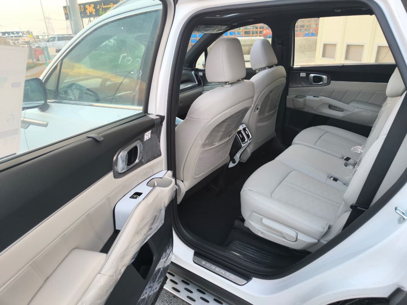 Kia Sorento EX 3.5L Full Option 2WD GCC Specs 2027 Model EXPORT ONLY