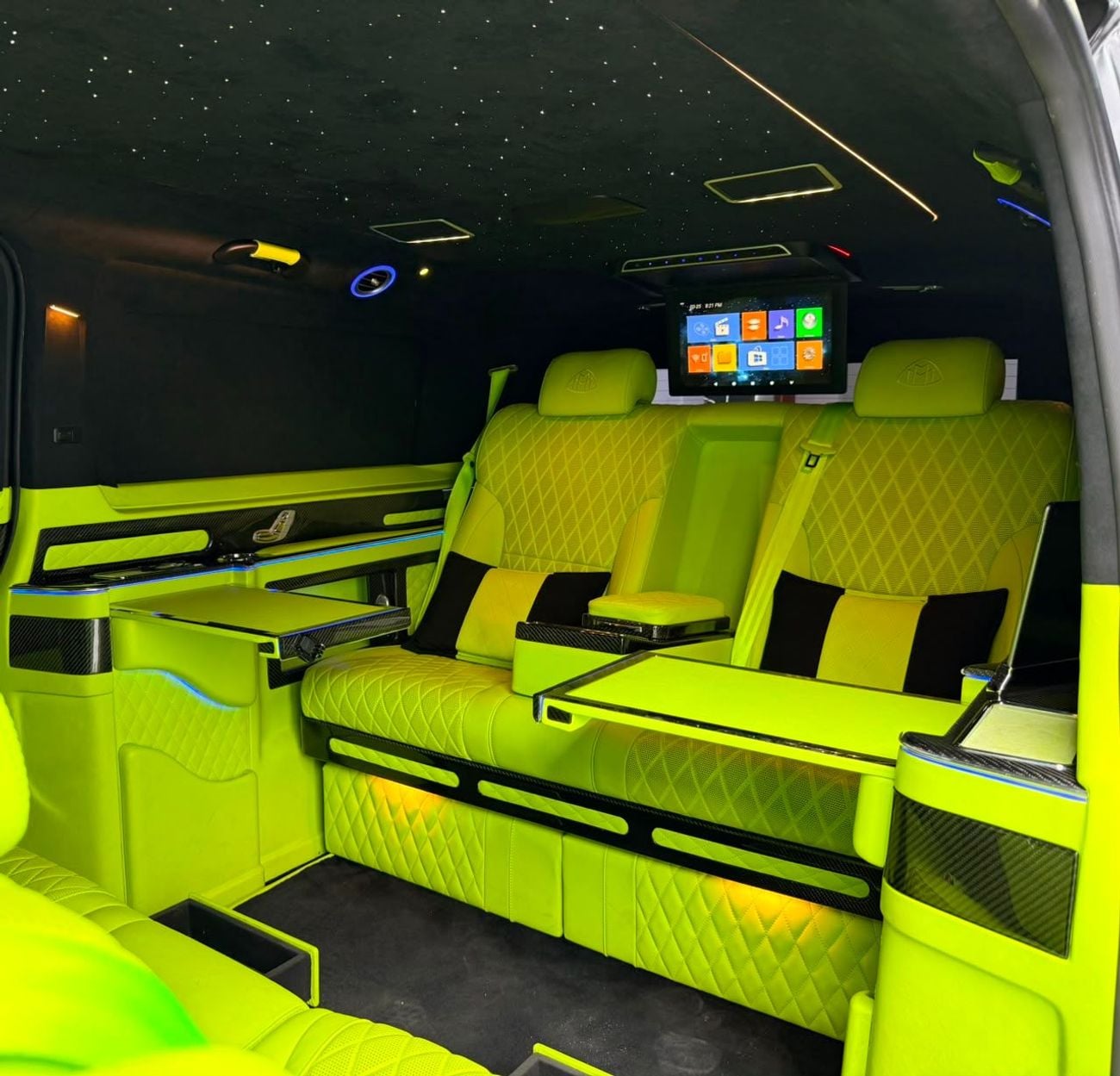 Mercedes Benz V 250 FALCON EDITION EXTRA LONG 2023 Mercedes Benz V250, Warranty, Full Service History, Fully Loaded, Excellent Condition, GCC