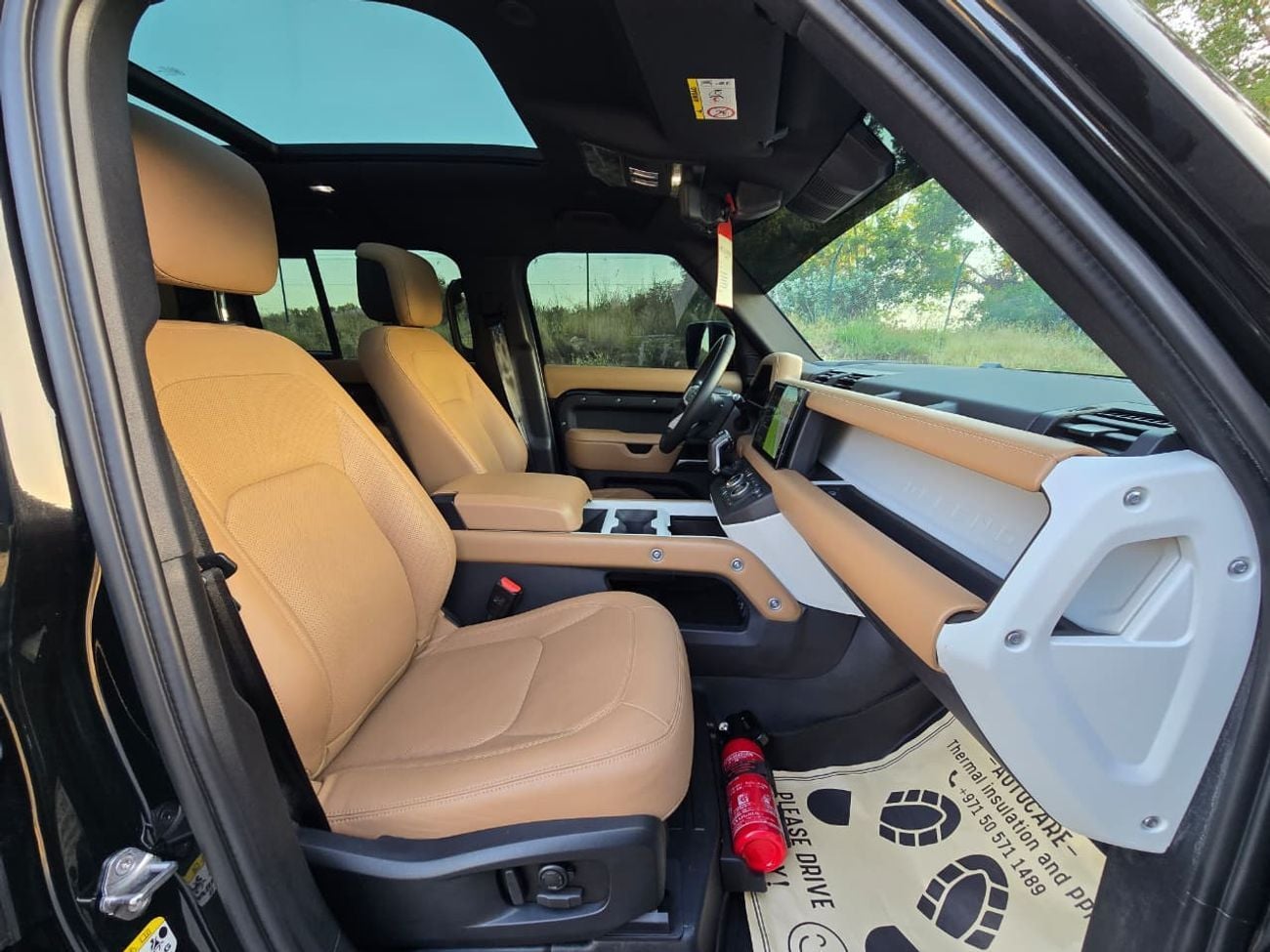 Land Rover Defender 110 HSE P400 Defender 110 2025 | GCC Specs | Brand New | Perfect condition | Under warrant