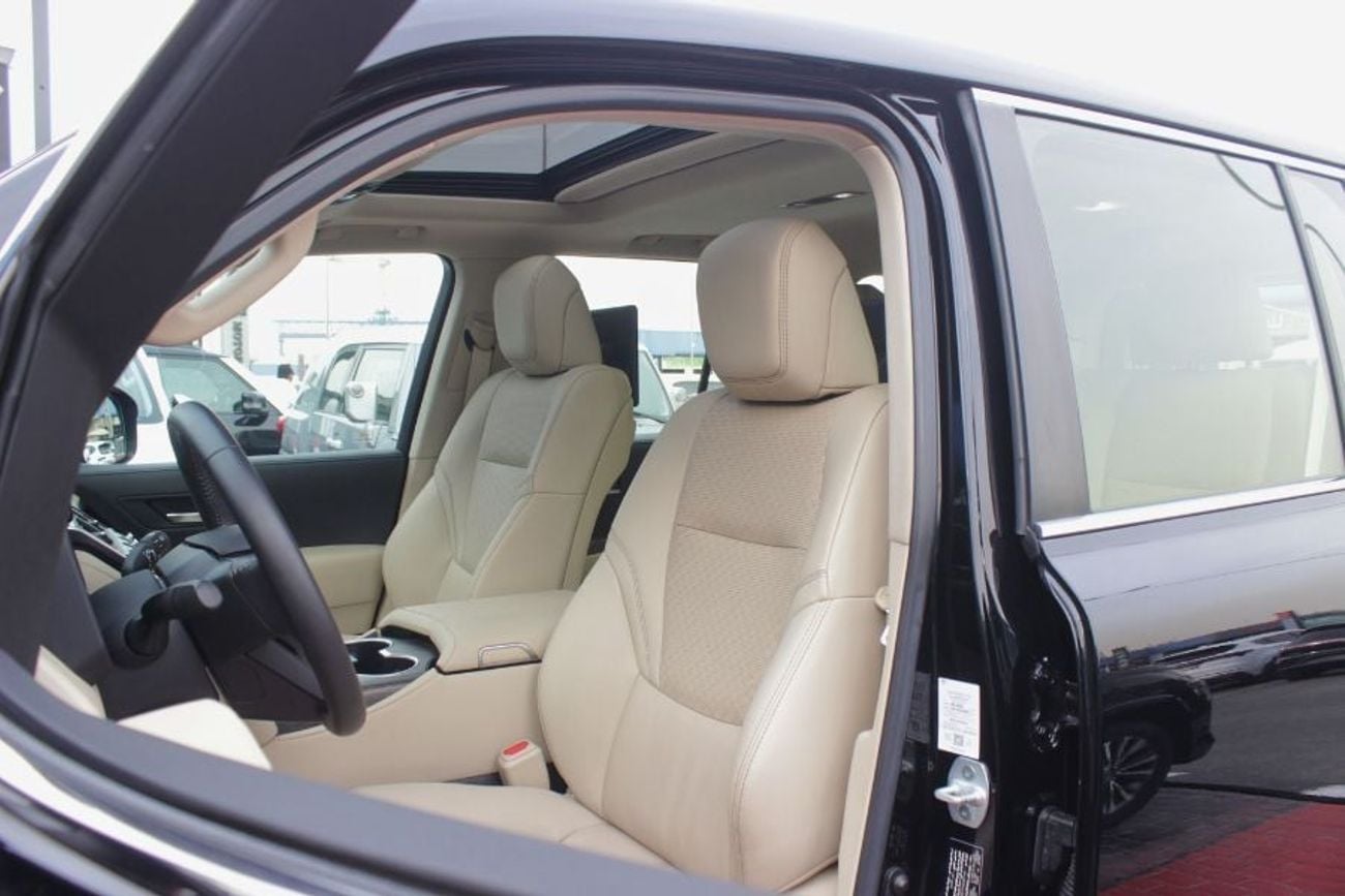 Toyota Land Cruiser VXR UNDER WARRANTY FROM AL FUTTAIM, GCC