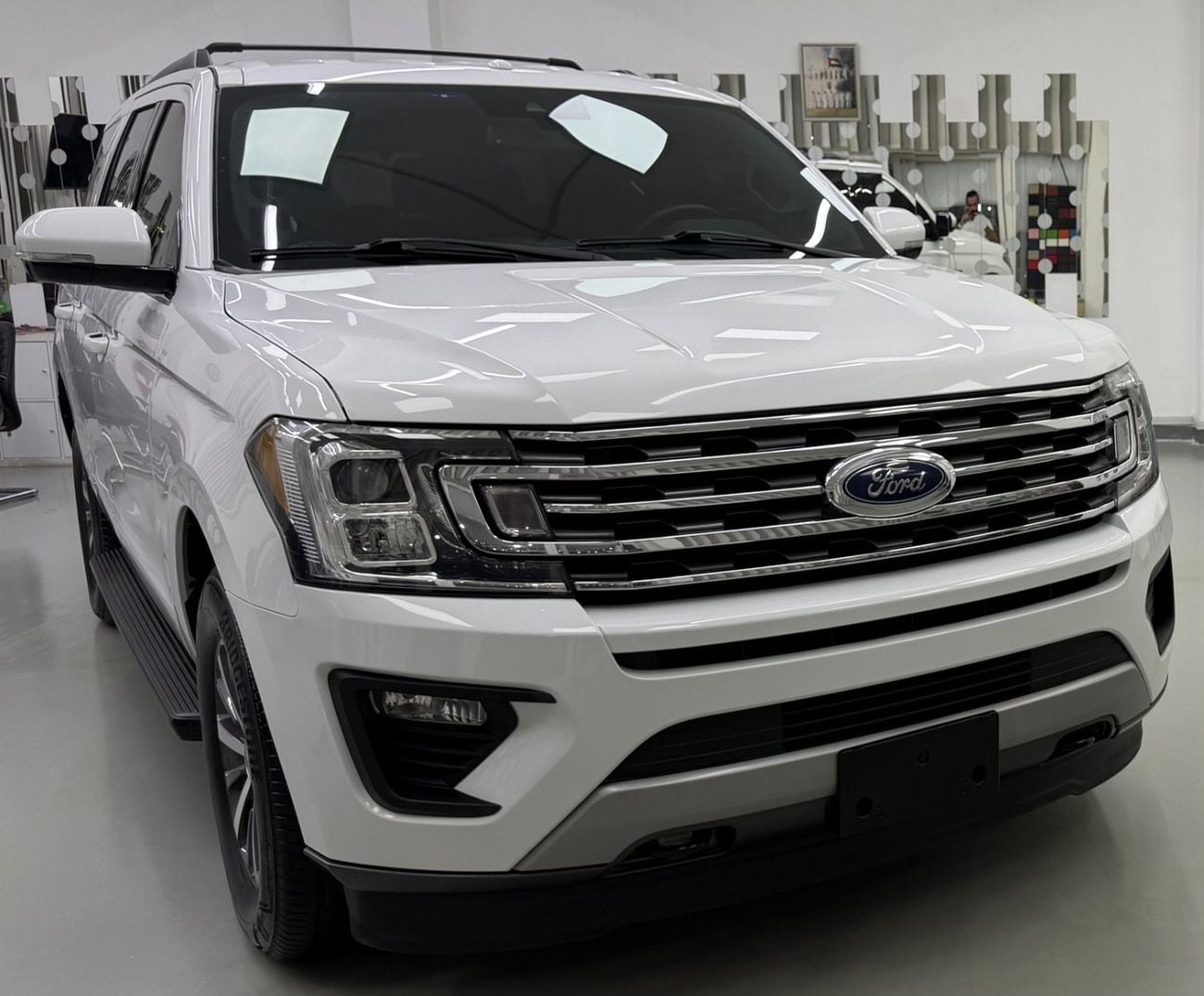 Ford Expedition XLT GCC .. FSH .. Perfect Condition .. V6 ..