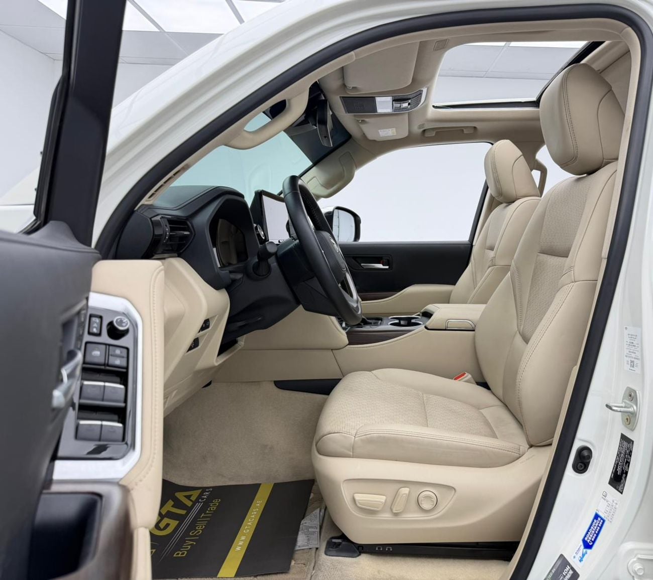 Toyota Land Cruiser VXR