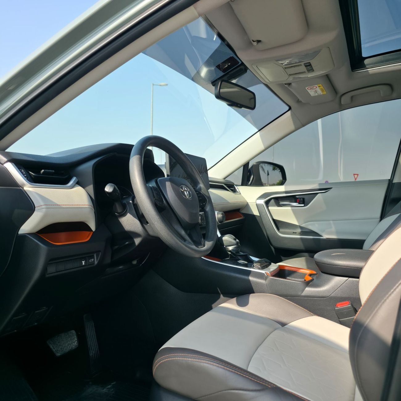 Toyota RAV4 ADVENTURE