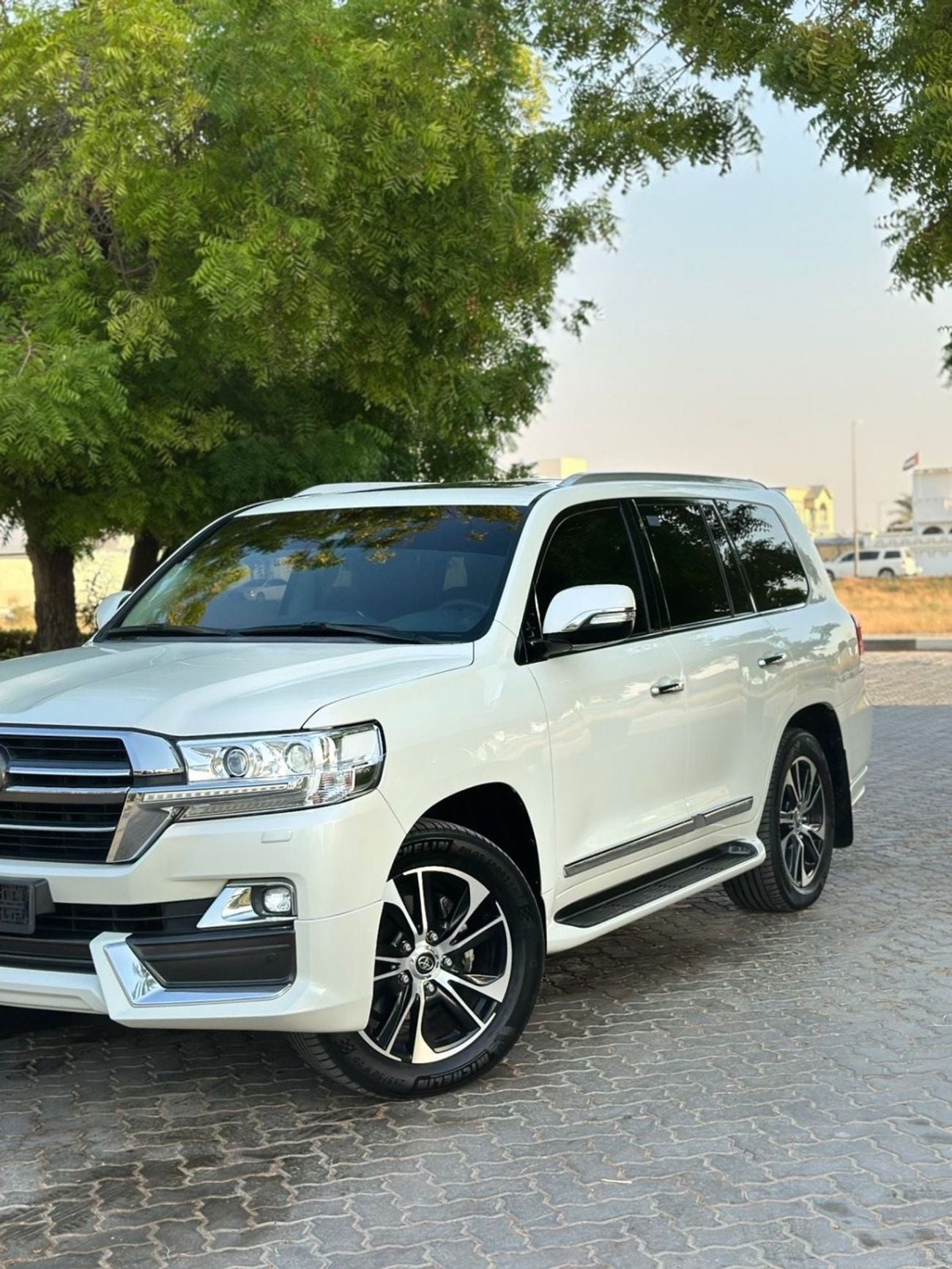 Toyota Land Cruiser VXR