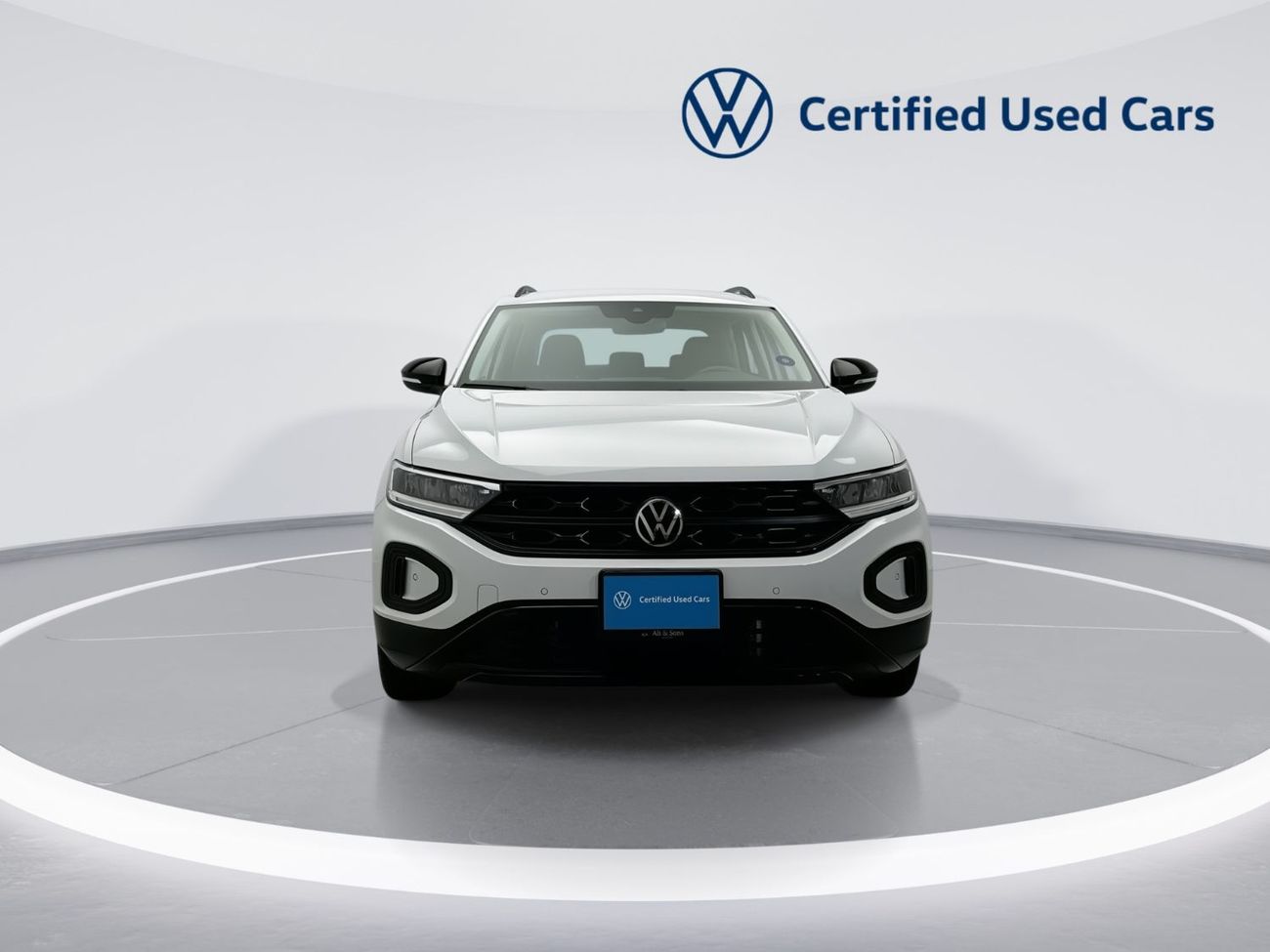 فولكس واجن T ROC LIFE Black Style 1.4L | Adaptive Cruise | LED Headlights | Discover Media Navigation | Rear Ca