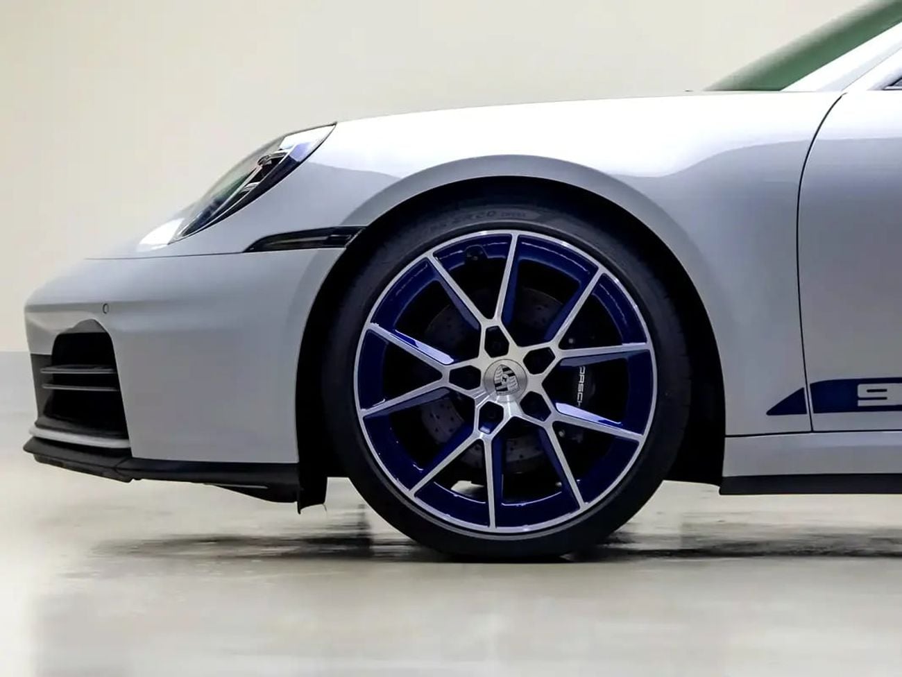 Porsche 911 CARRERA T | Manual | PPF | GCC Spec | Dealer Warranty & Full Service History