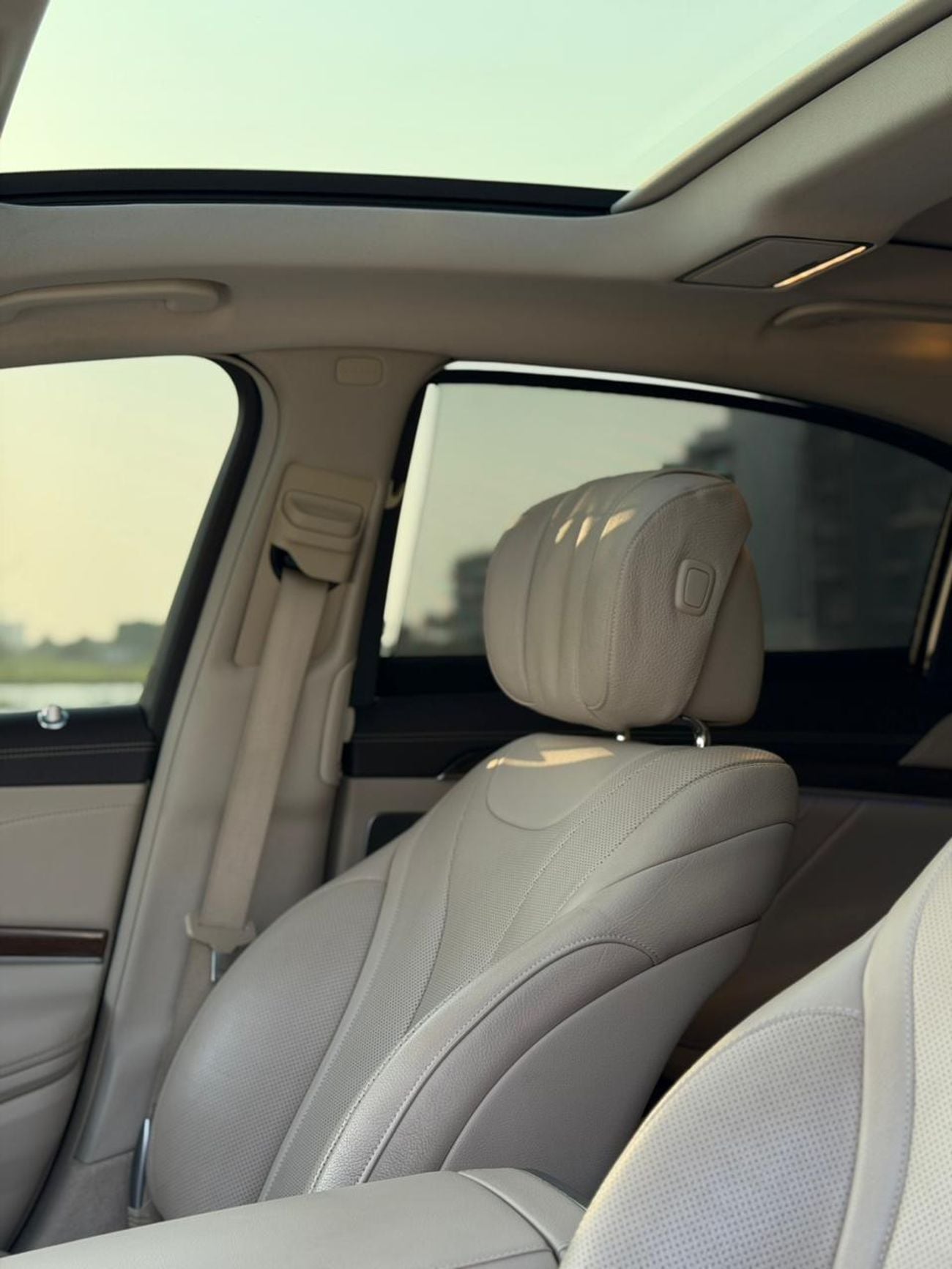 Mercedes Benz S450 AMG