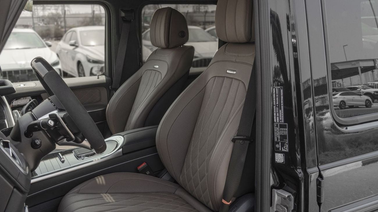 Mercedes Benz G63 AMG STANDARD 2026 Mercedes-Benz AMG G 63 4.0L AT Petrol (Black-Brown)