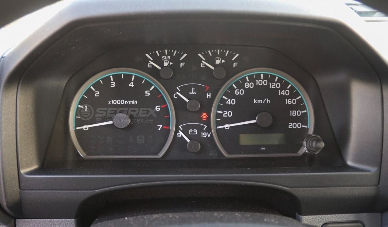 Toyota Land Cruiser 70 LC78 Hardtop . 4.0L . 6-Speed Automatic . Petrol . 4WD . 8 Seats . 3 Doors For Export