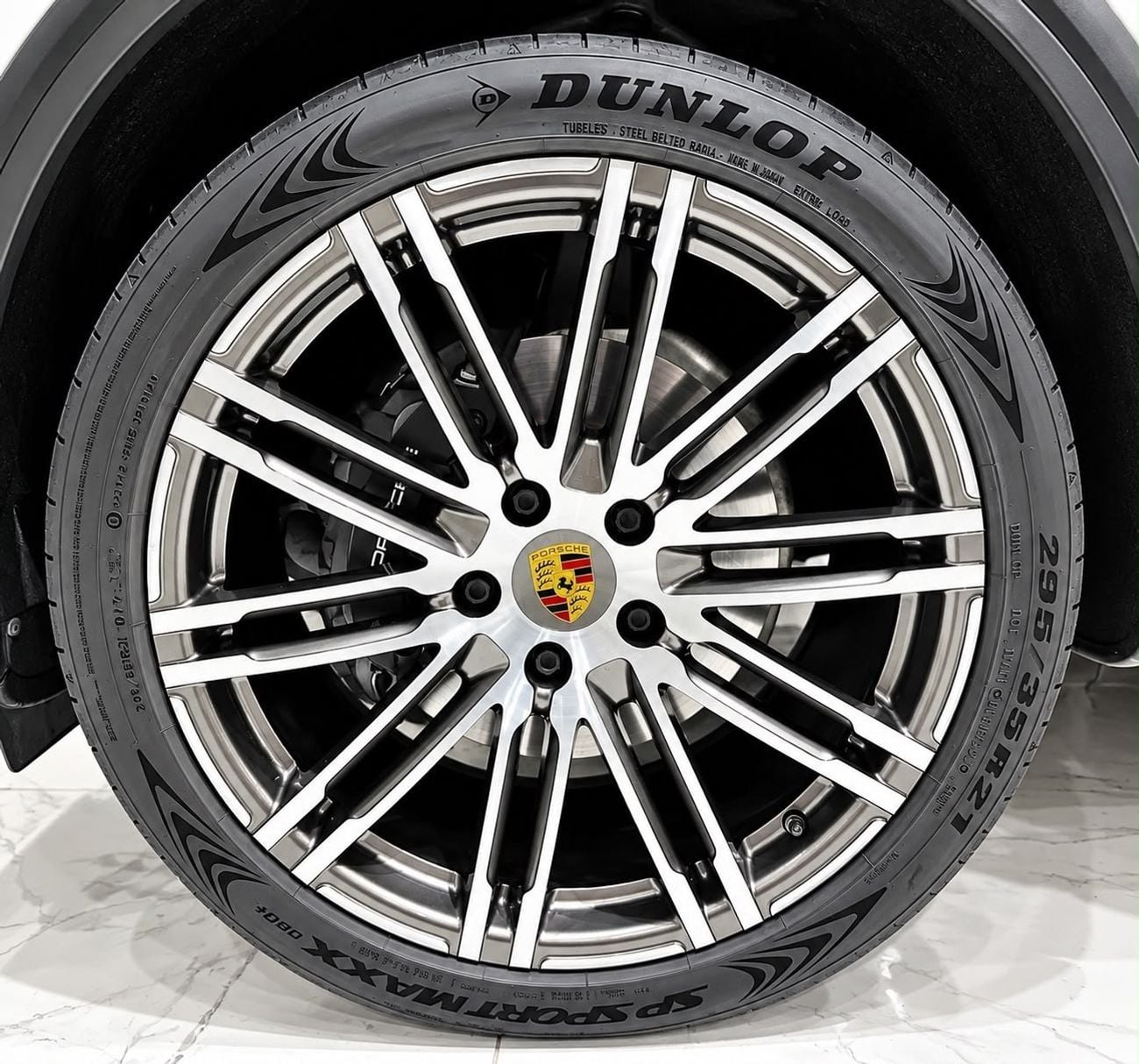 Porsche Cayenne STANDARD