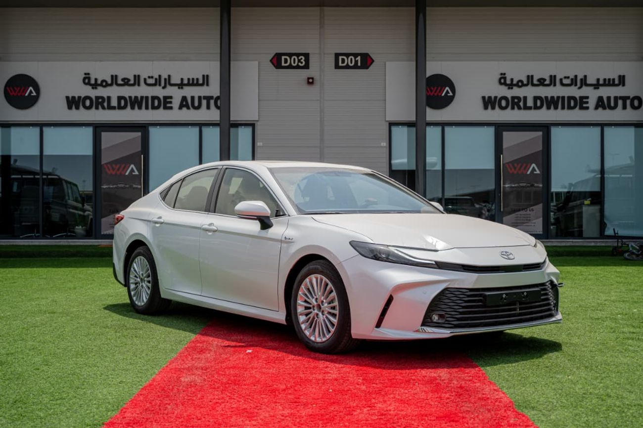 Toyota Camry E HEV 2.5L Automatic 2025