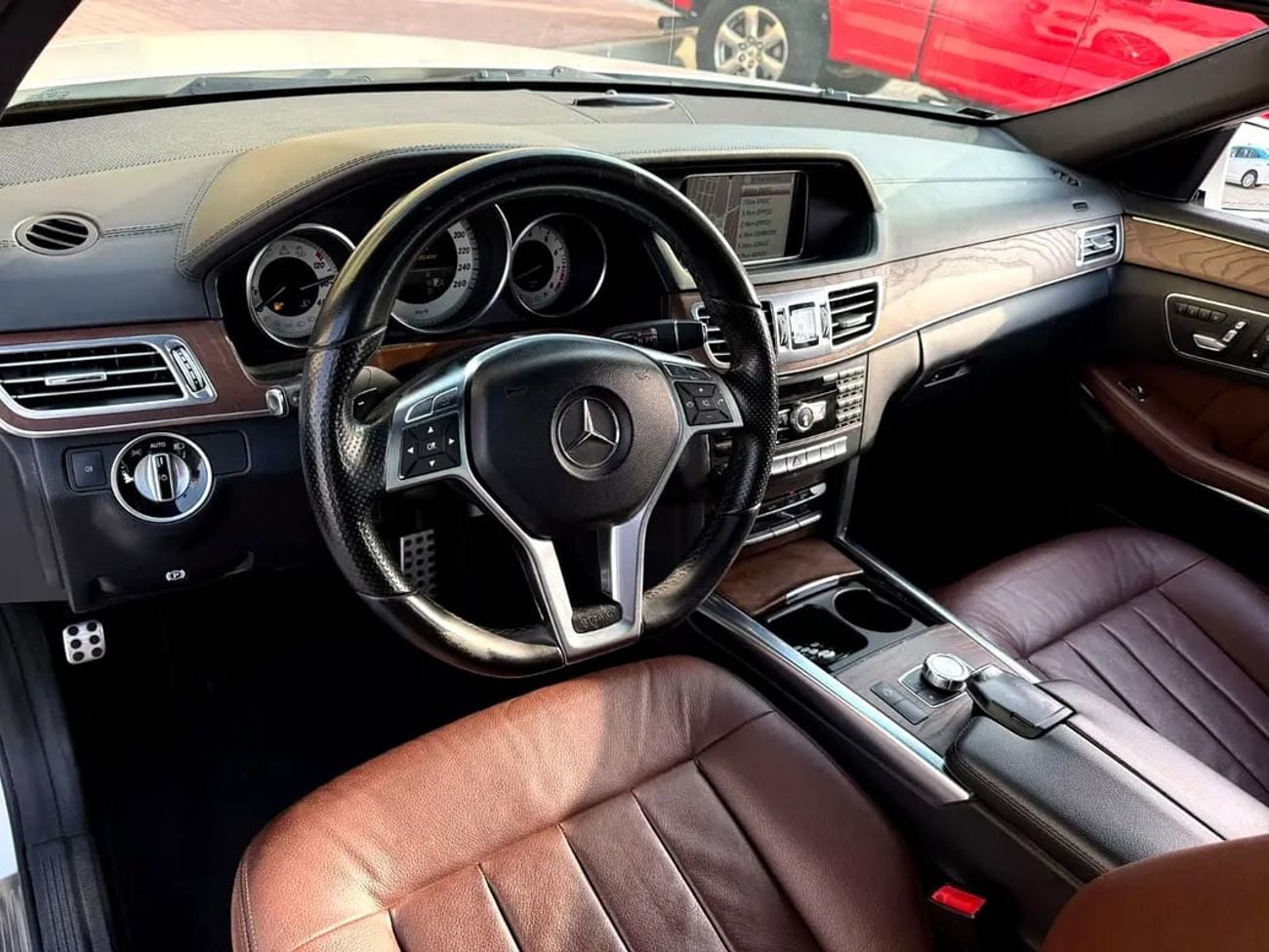 Mercedes Benz E350 E 350 d AMG Line - GCC Specs