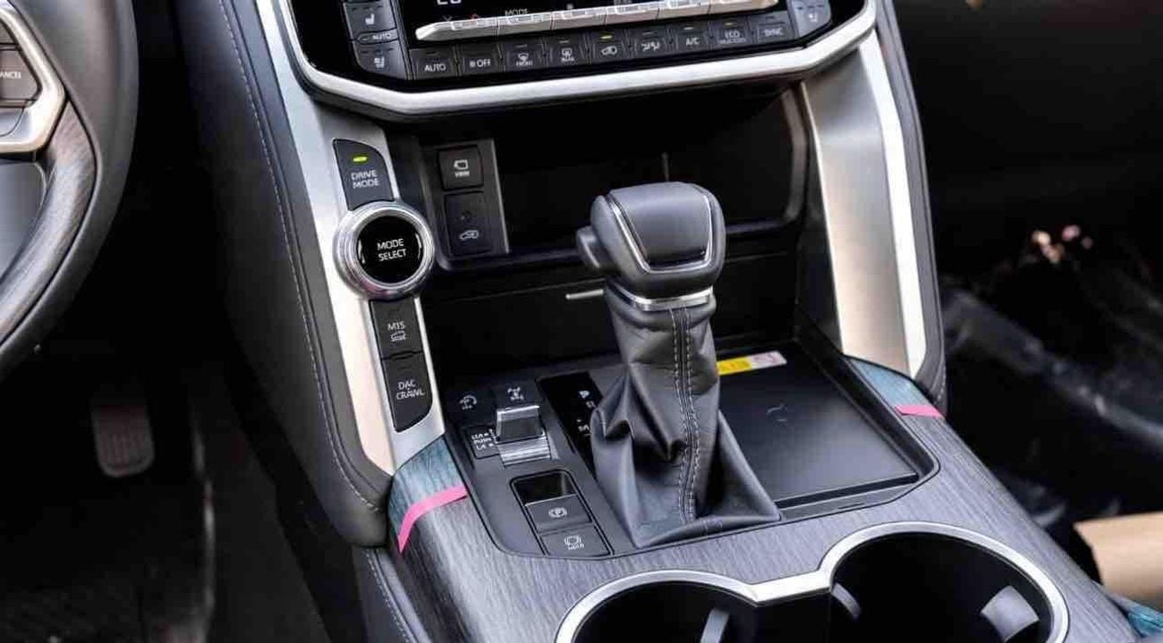 تويوتا لاند كروزر VXR 3.5TT VXR HUD-JBL SPEAKERS-YM2026