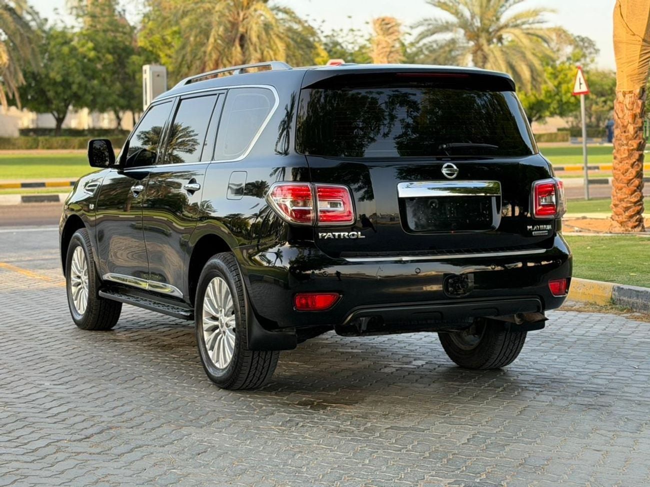 Nissan Patrol LE PLATINUM