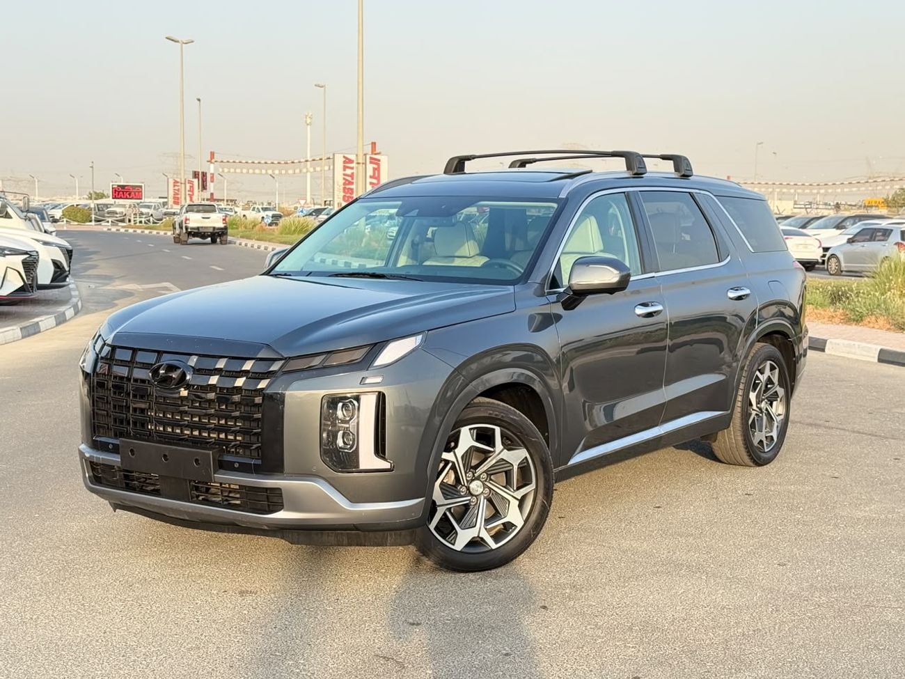 Hyundai Palisade Calligraphy 3.8L panoramic, 360 cameras full option