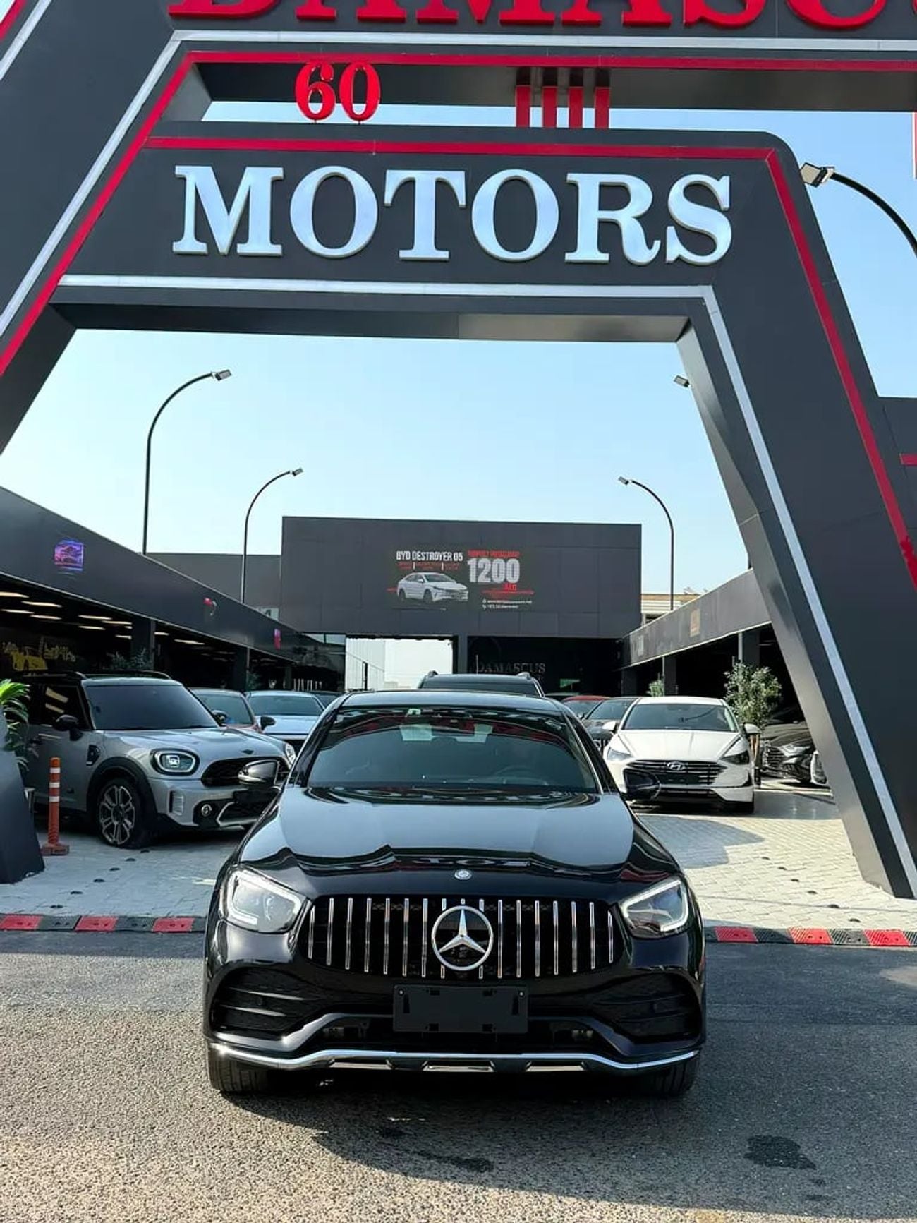 Mercedes Benz GLC 300 4MATIC Excellent condition – Well maintained Model: