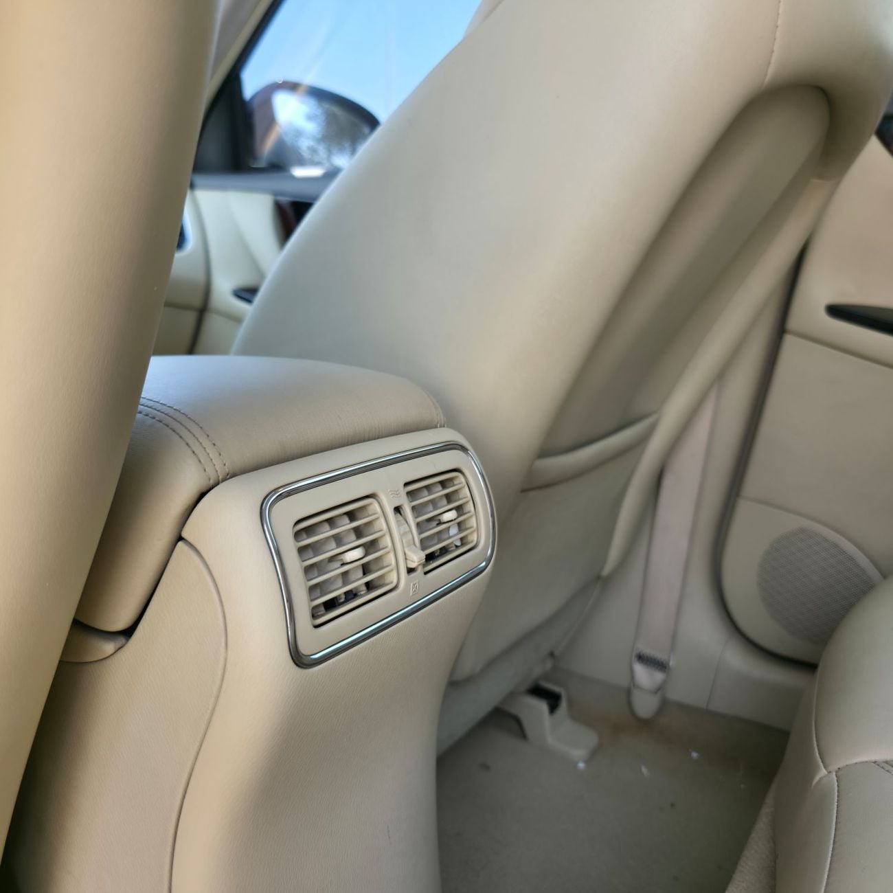 إنفينيتي QX50 بريميوم