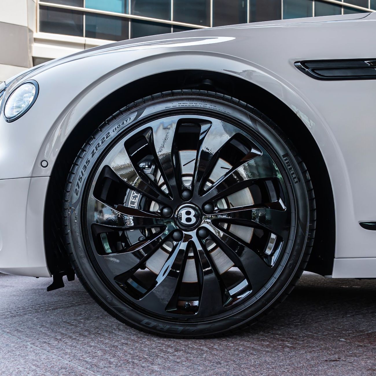 Bentley Flying Spur STANDARD HYBRID
