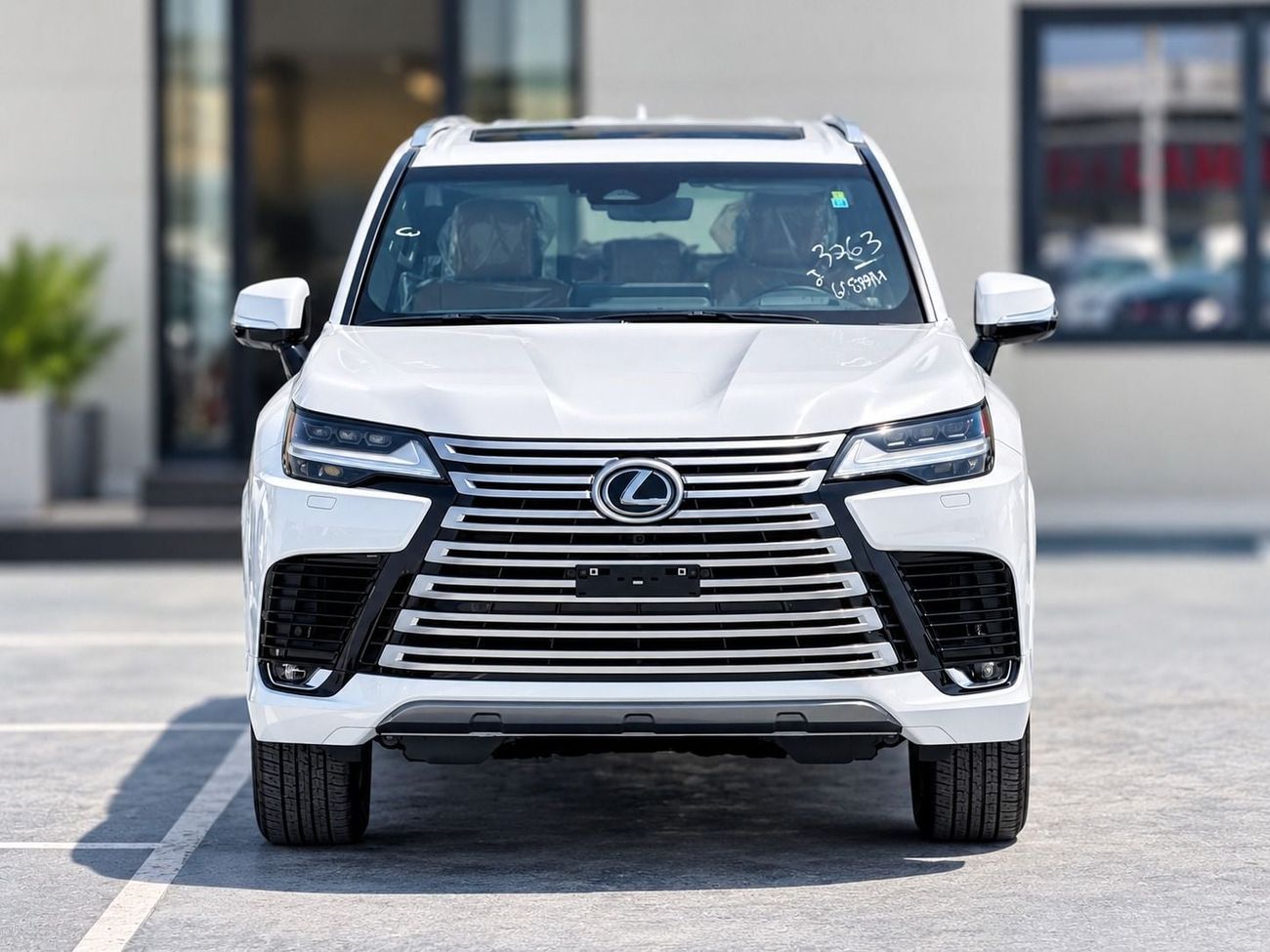 Lexus LX700h SIGNATURE LEXUS LX700h WITH AUTOPARK MOEL 2026