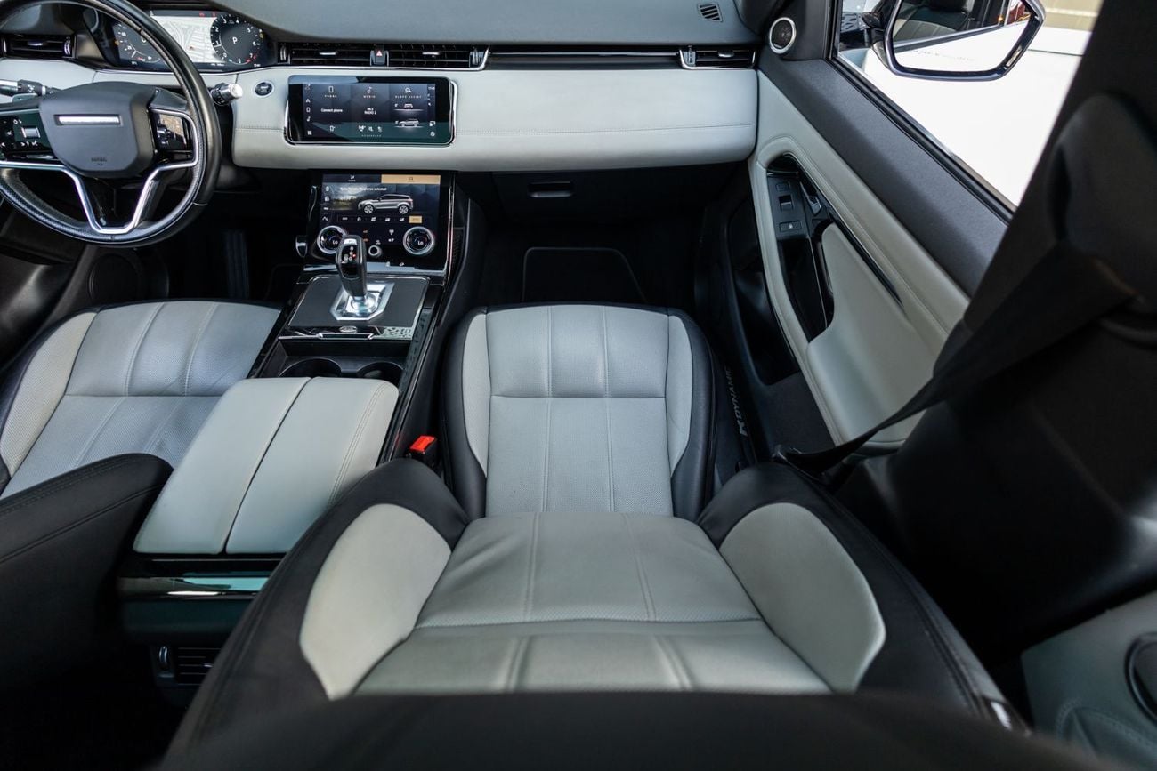 Land Rover Range Rover Evoque P250 R-Dynamic SE 2.0L Land Rover Range Rover Evoque 2021 GCC specs for 1,563.00 AED monthly