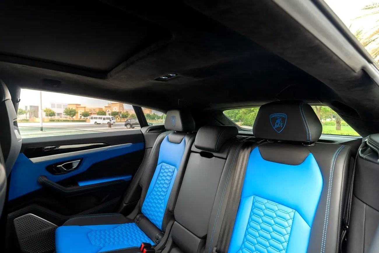 Lamborghini Urus STANDARD Japanese Specs | Power Craft Exhaust | Carbon Upgrades
