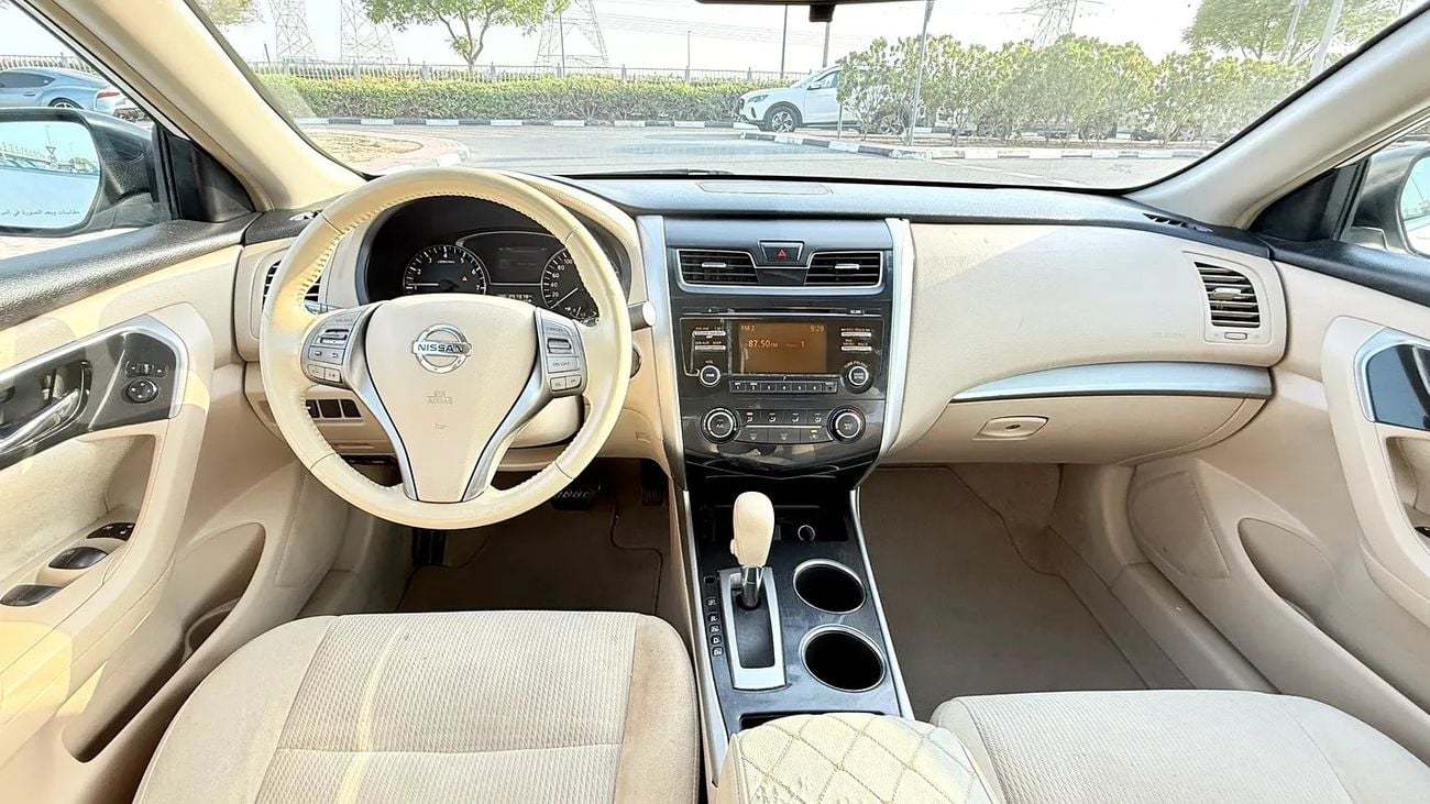 Nissan Altima SV GCC Specs - Excellent Condition