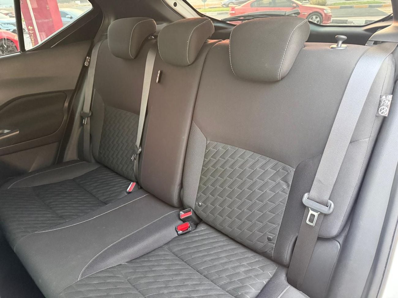 Nissan Kicks S