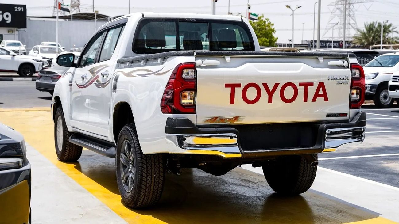 Toyota Hilux GLX 2.8 FULL GCC Specs