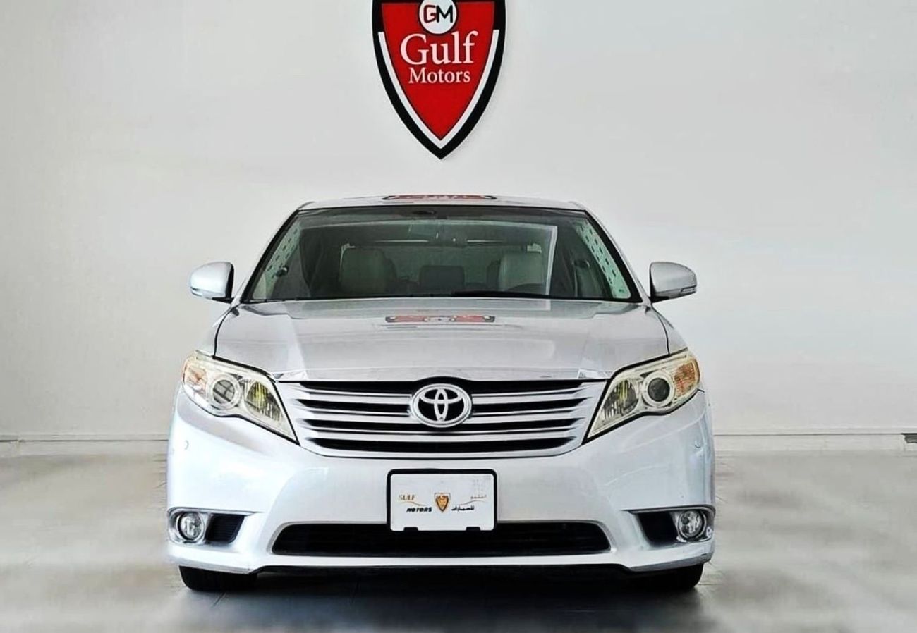 تويوتا افالون LIMITED 2012 TOYOTA AVALON In Excellent Condition with GCC