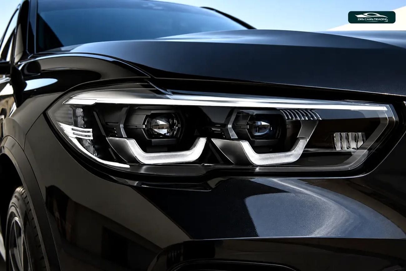 بي أم دبليو X5 XDRIVE40i إكسكلوسيف M SPORT باكيج 40 GCC specs 2,861.00 monthly