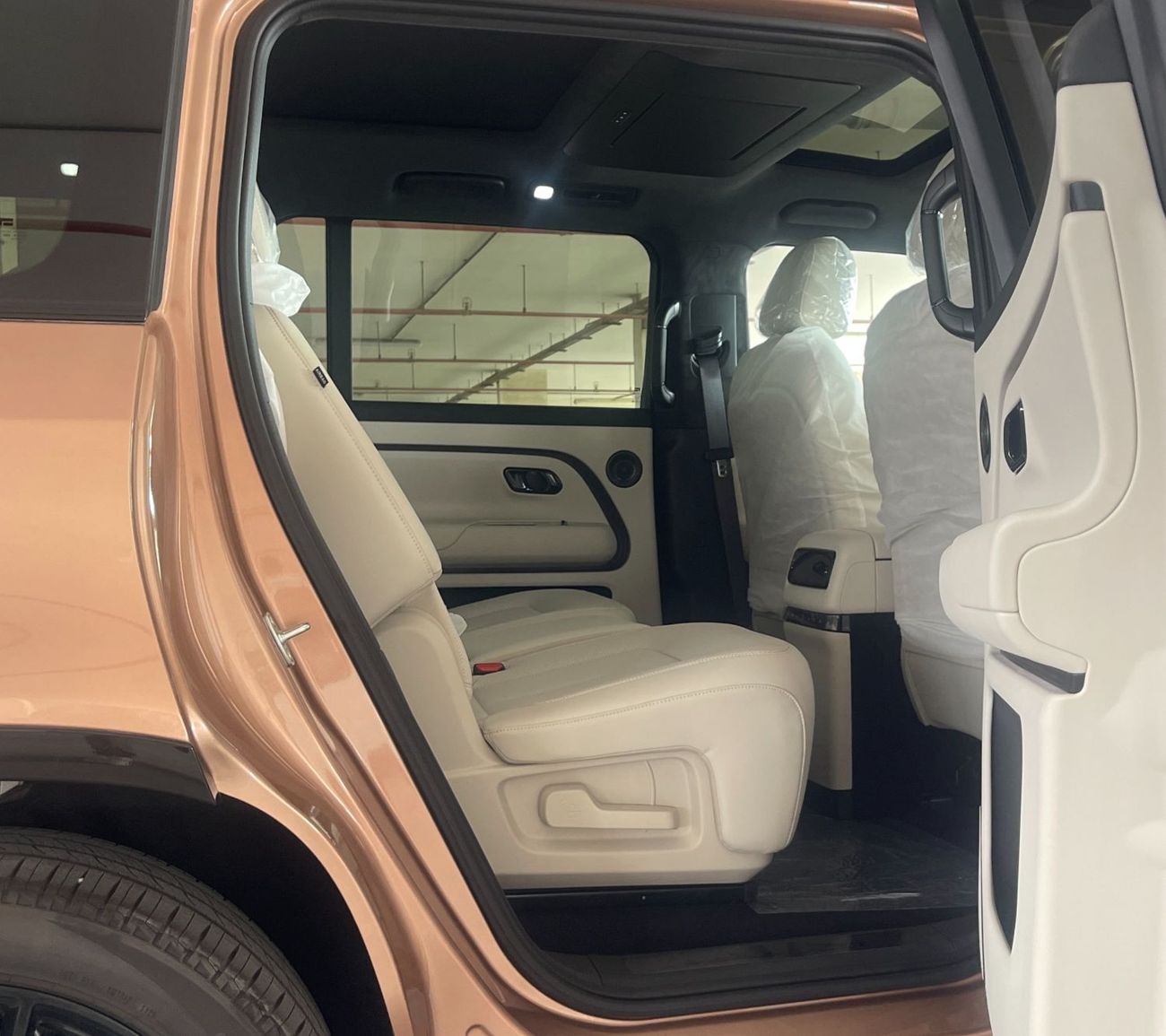 روكس أداماس COUCH -6 Seats