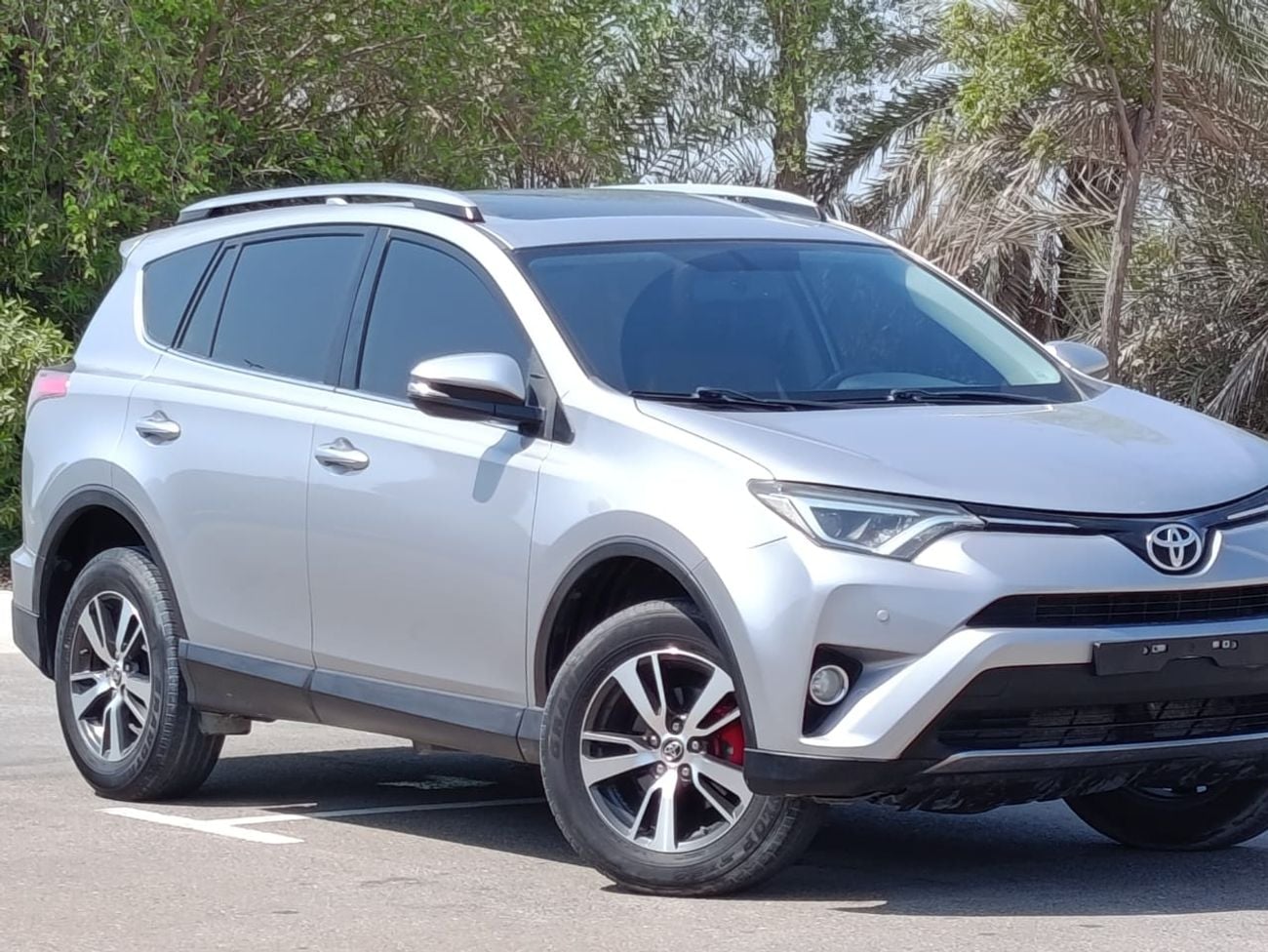 Toyota RAV4 VX 1345-Monthly l GCC l 7 Seater I Cruise, Camera, GPS l Accident Free