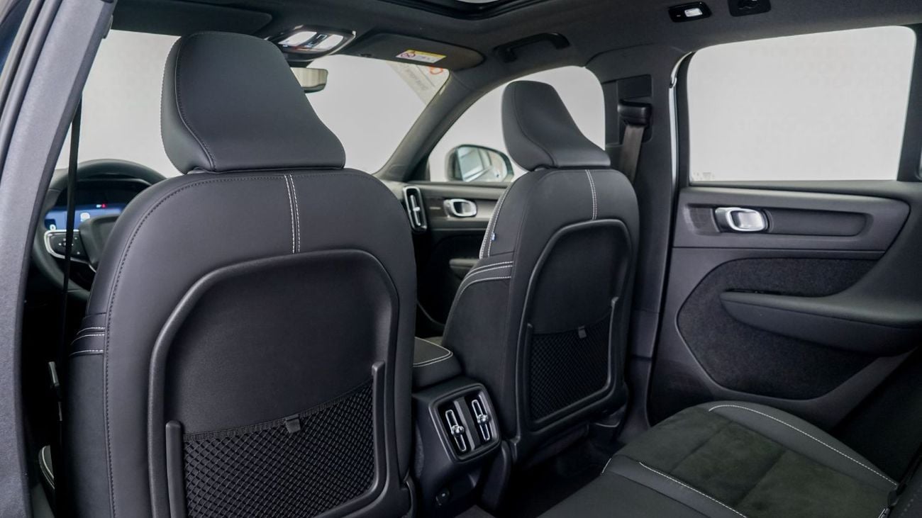 Volvo XC40 B4 Ultimate Dark