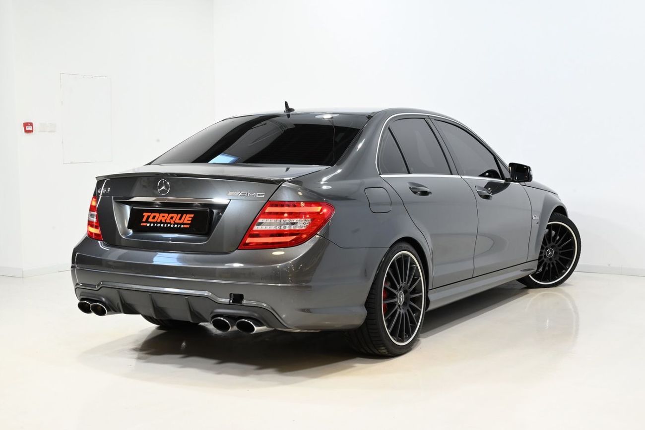 Mercedes Benz C63 AMG AMG 2013 Mercedes-Benz C 63 AMG, Full Service (EMC) History Excellent Condition, GCC