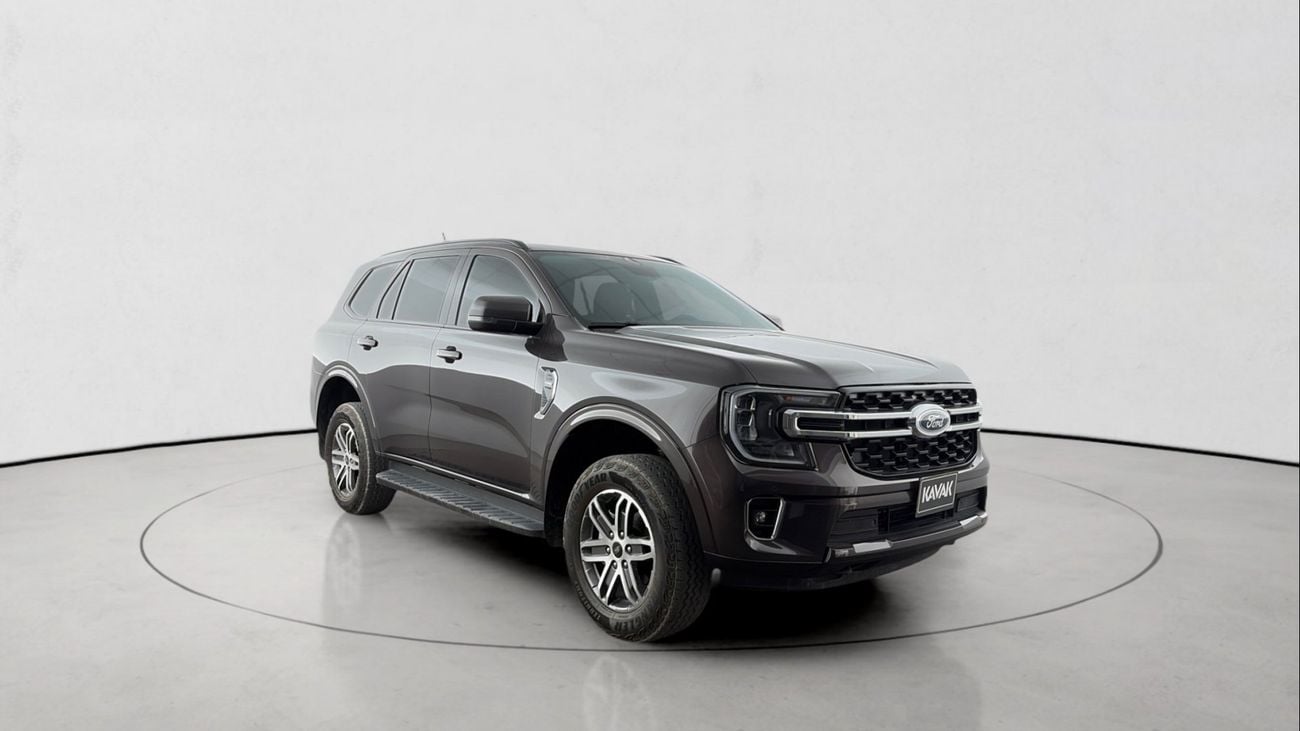 Ford Everest XLT | Guaranteed Warranty | 0 Down Payment