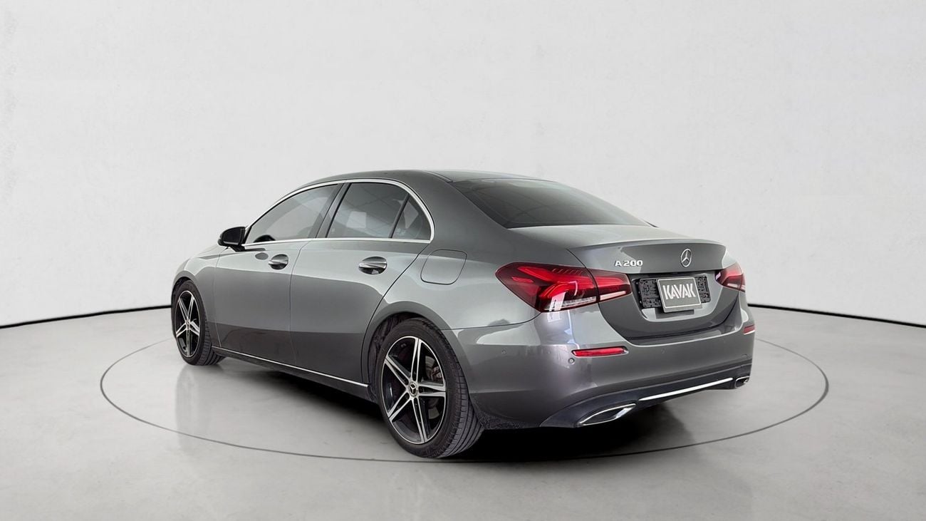 Mercedes Benz A200 STANDARD | Guaranteed Warranty | 0 Down Payment
