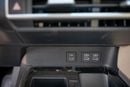 Toyota Camry E HEV 2.5L Automatic 2025